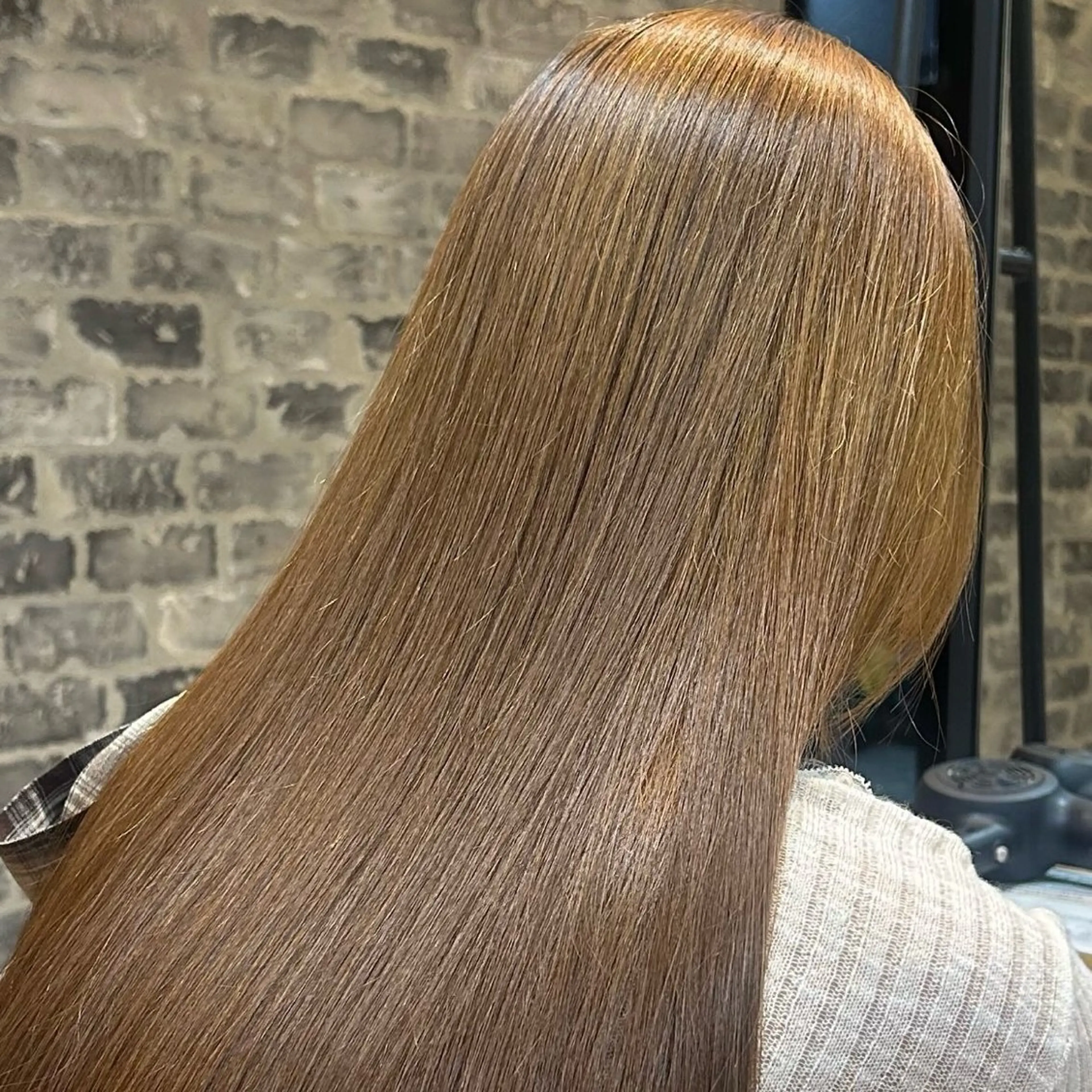 ロング カラー 佐々木 萌衣/ 髪質改善/つやカラーのヘアスタイル