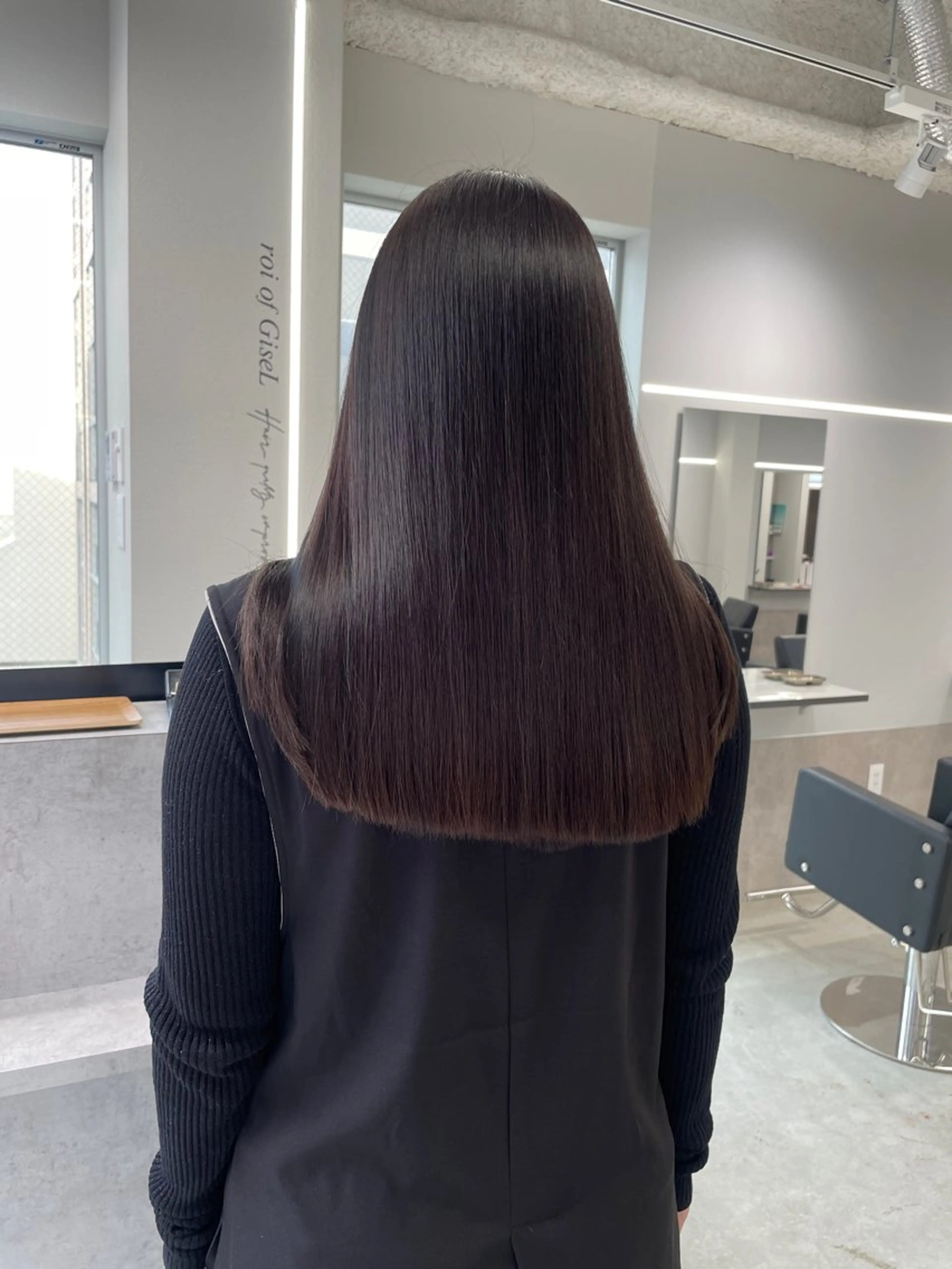 セミロング 髪質改善 トリートメント aoi🤎 透明感カラーのヘアスタイル