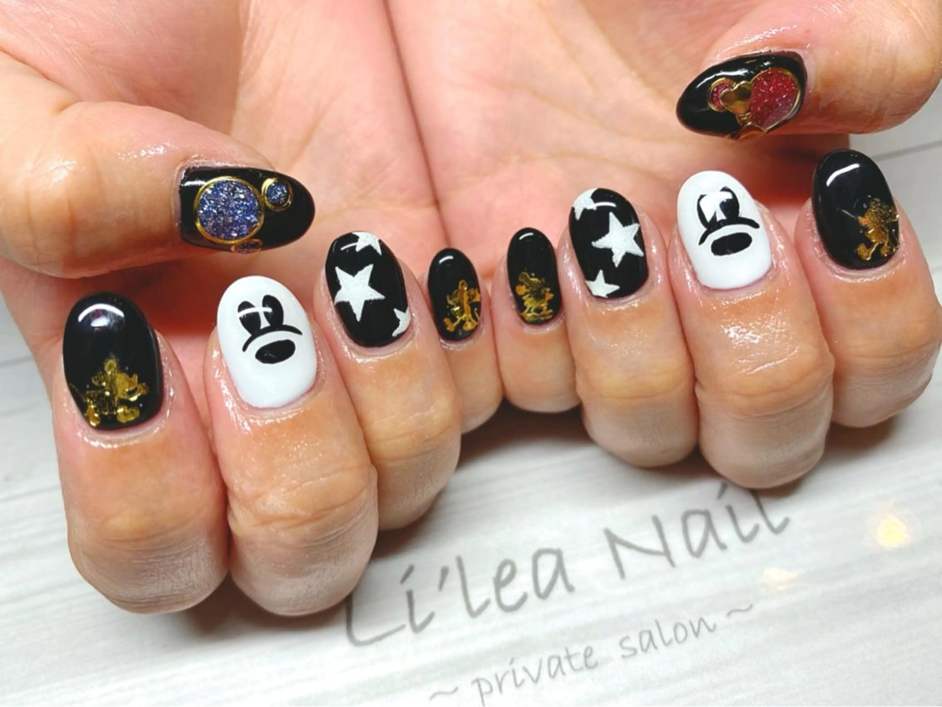 ネイル Li'leaNail AINAのネイルデザイン