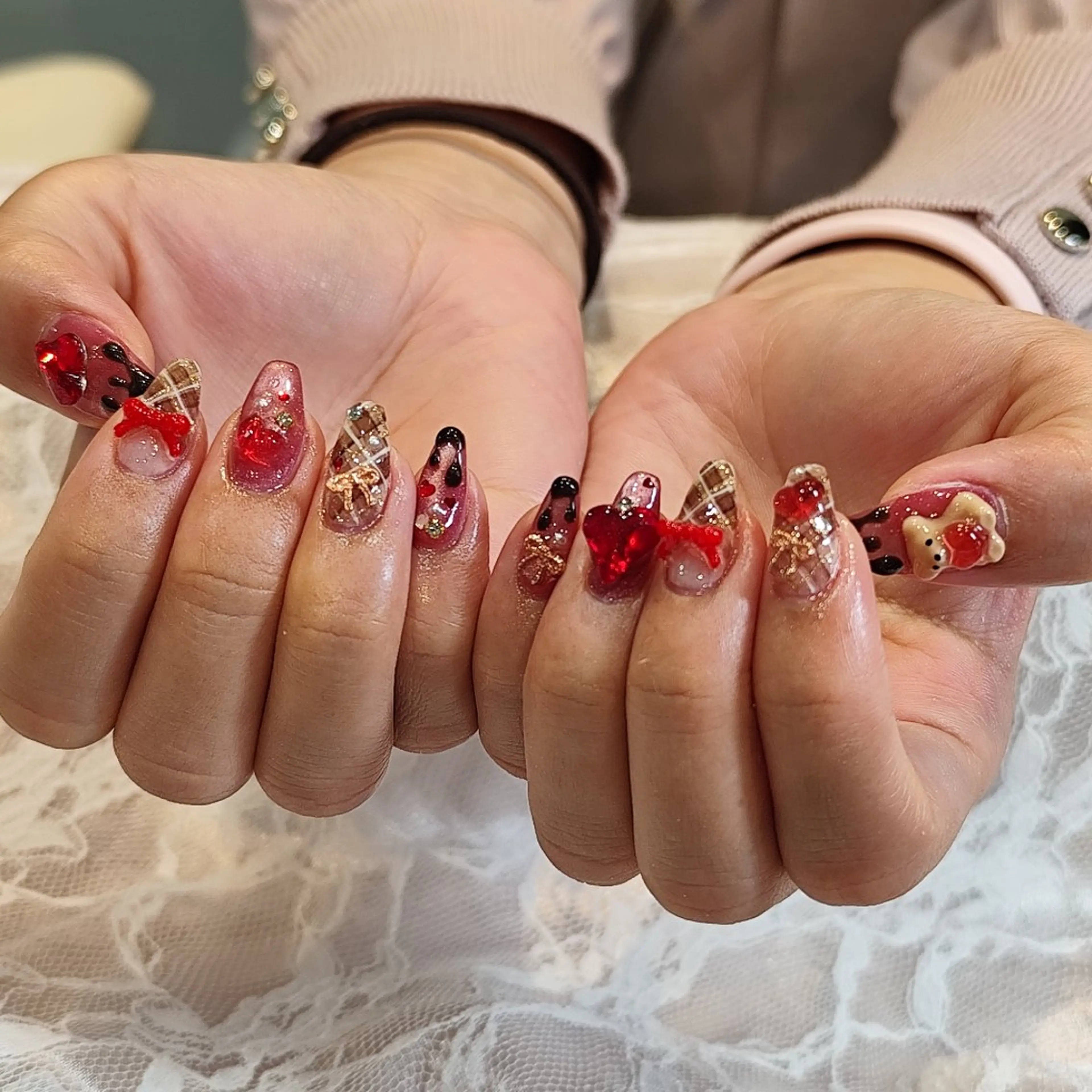 ネイル バレンタイン ハンドネイル Coco Girlsのネイルデザイン