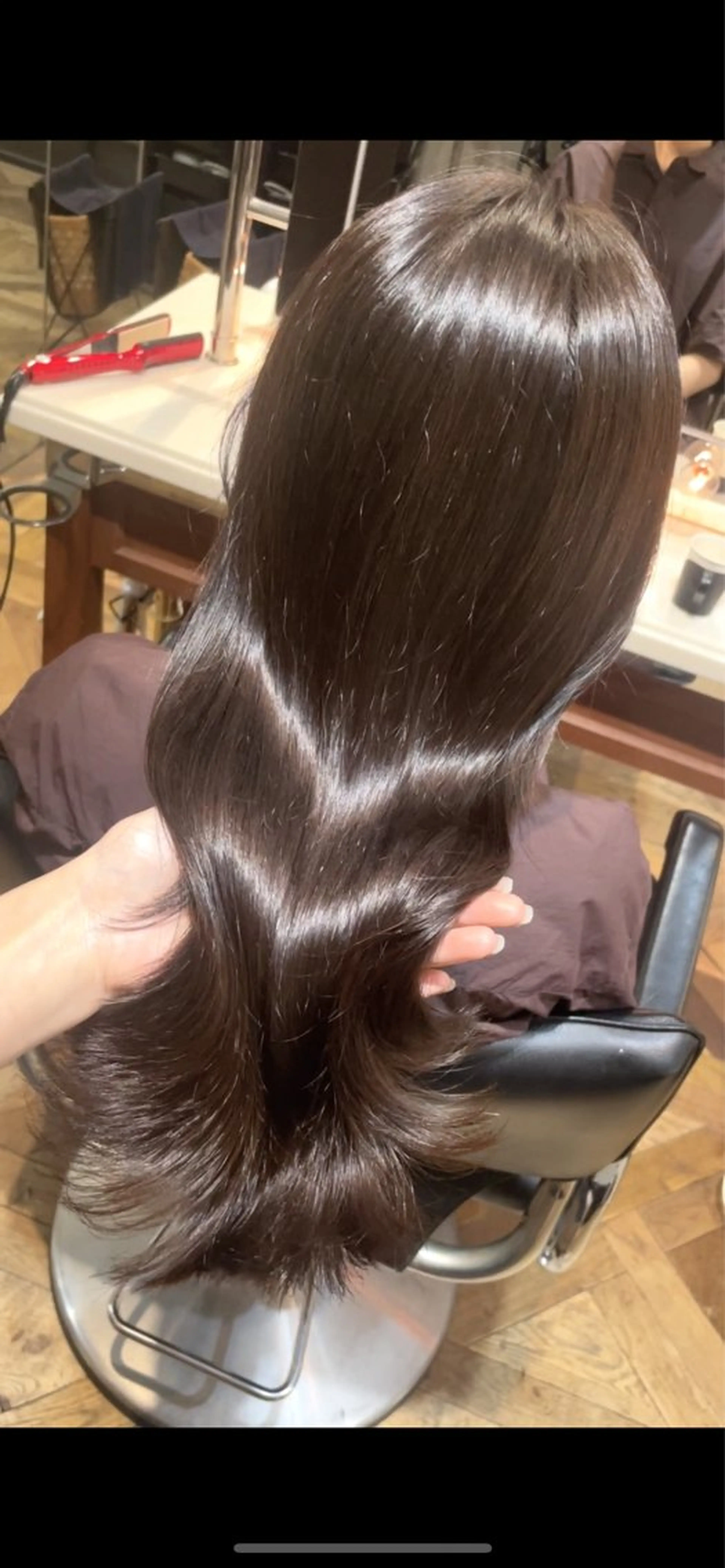 セミロング カラー ブラウンカラー オリーブブラウン オリーブカラー カット ヘアカラー トリートメント BEBE所属・ご新規様限定 透明感カラーKANAのヘアスタイル