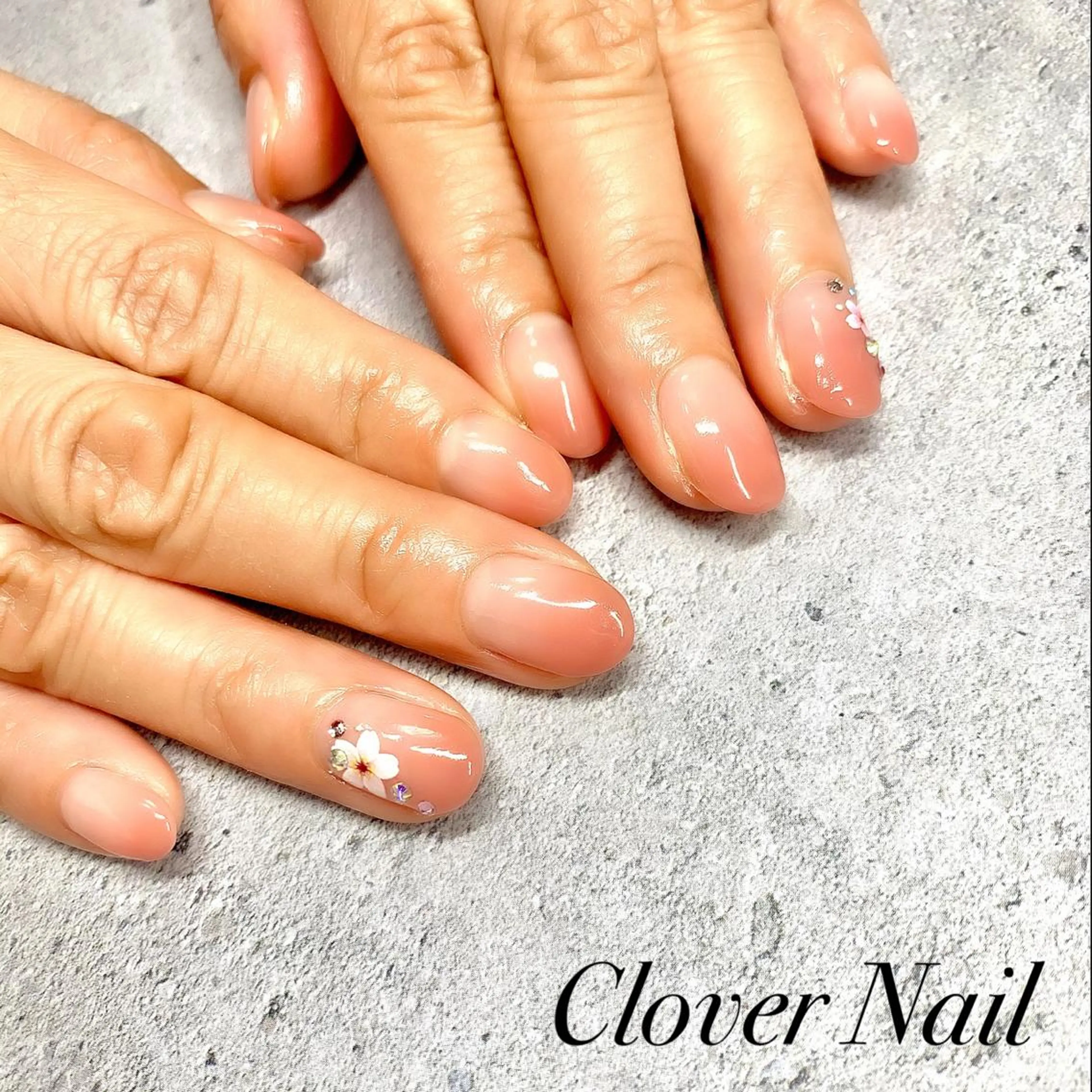 ネイル clover nailのネイルデザイン