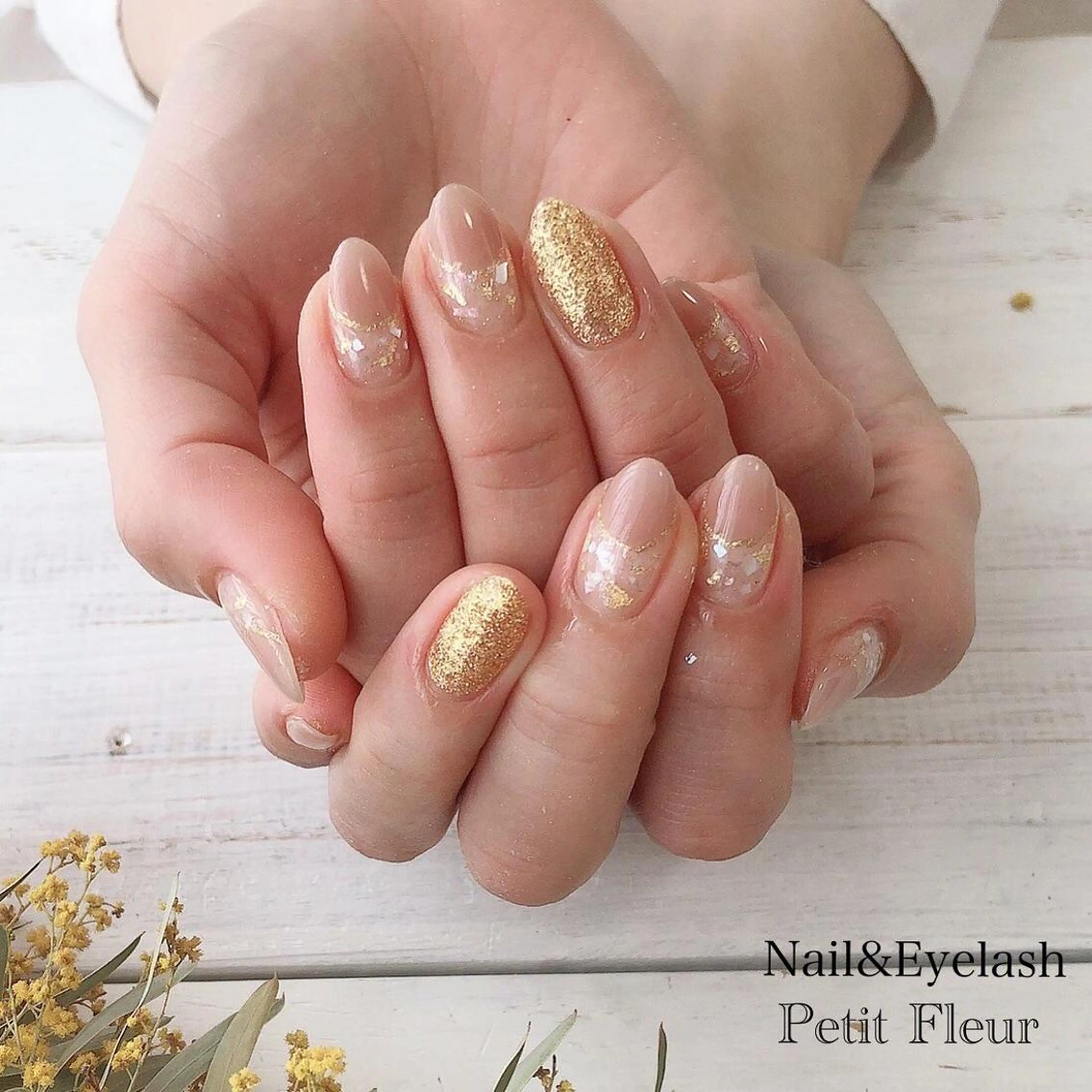 ネイル Petit Fleur所属・青柳 亜梨奈のマツエク・マツパデザイン