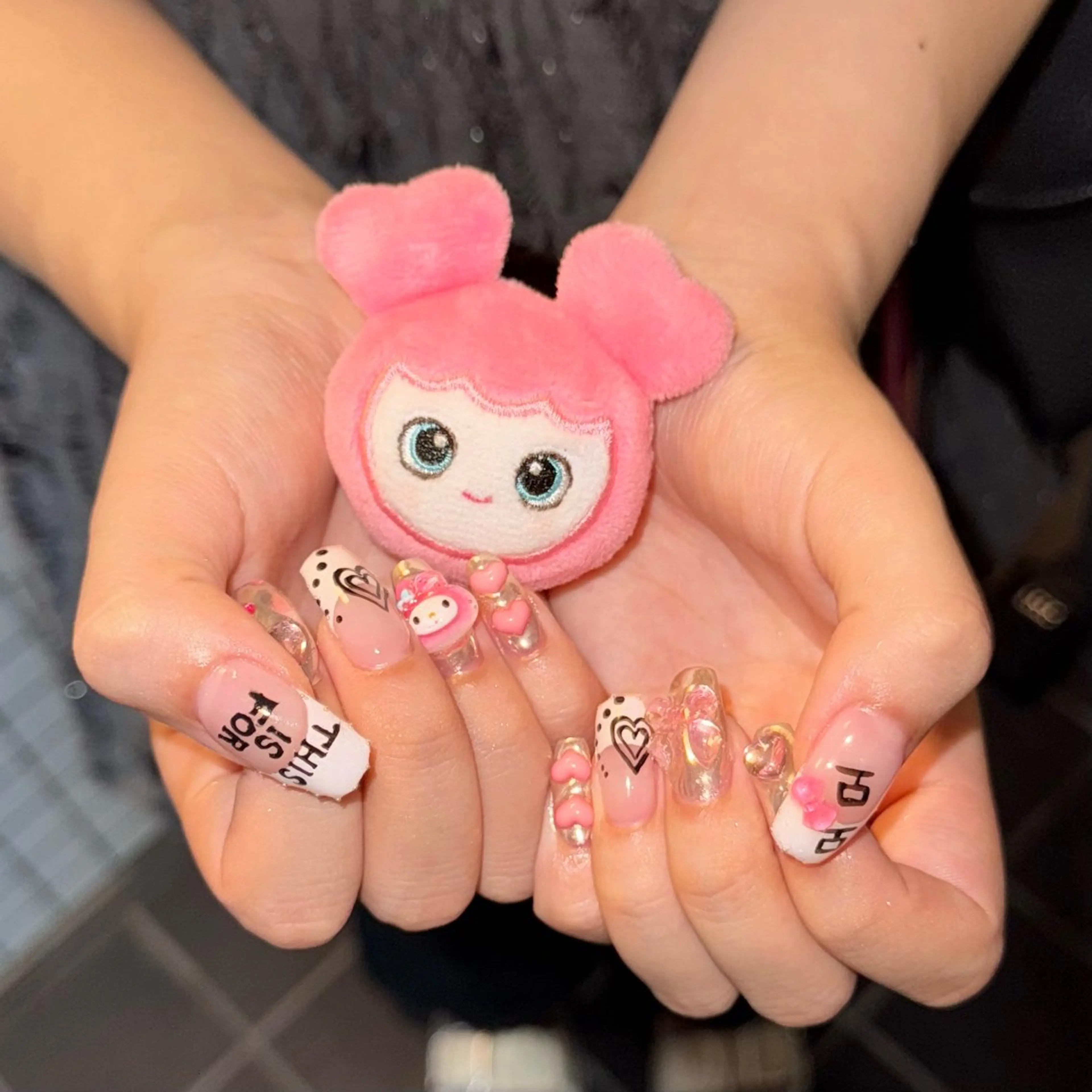 セミロング 小川 柚香のネイルデザイン