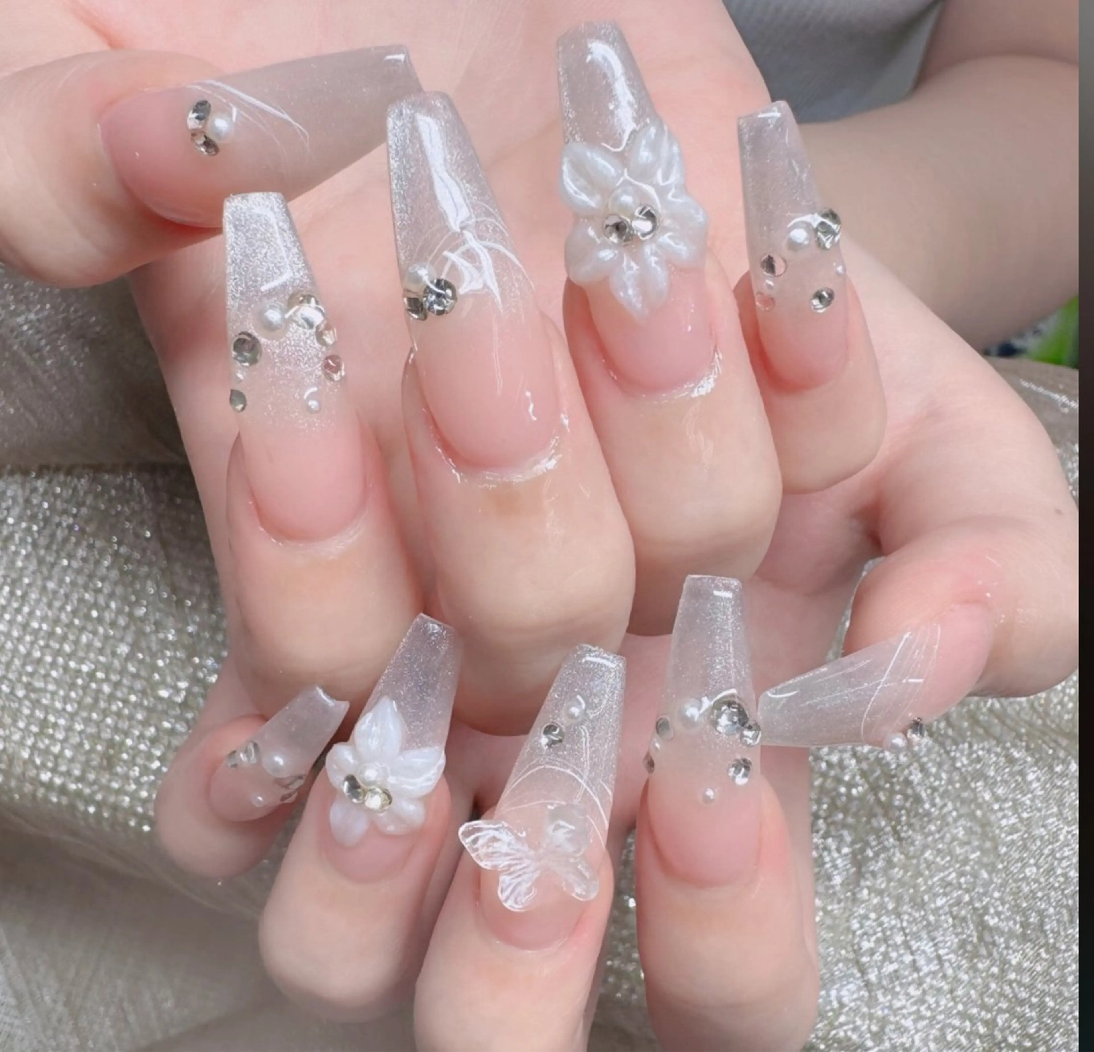 ネイル フレンチネイル ジェルネイル ハロウィン キラキラネイル 韓国ネイル H.baby Nail Salonのネイルデザイン