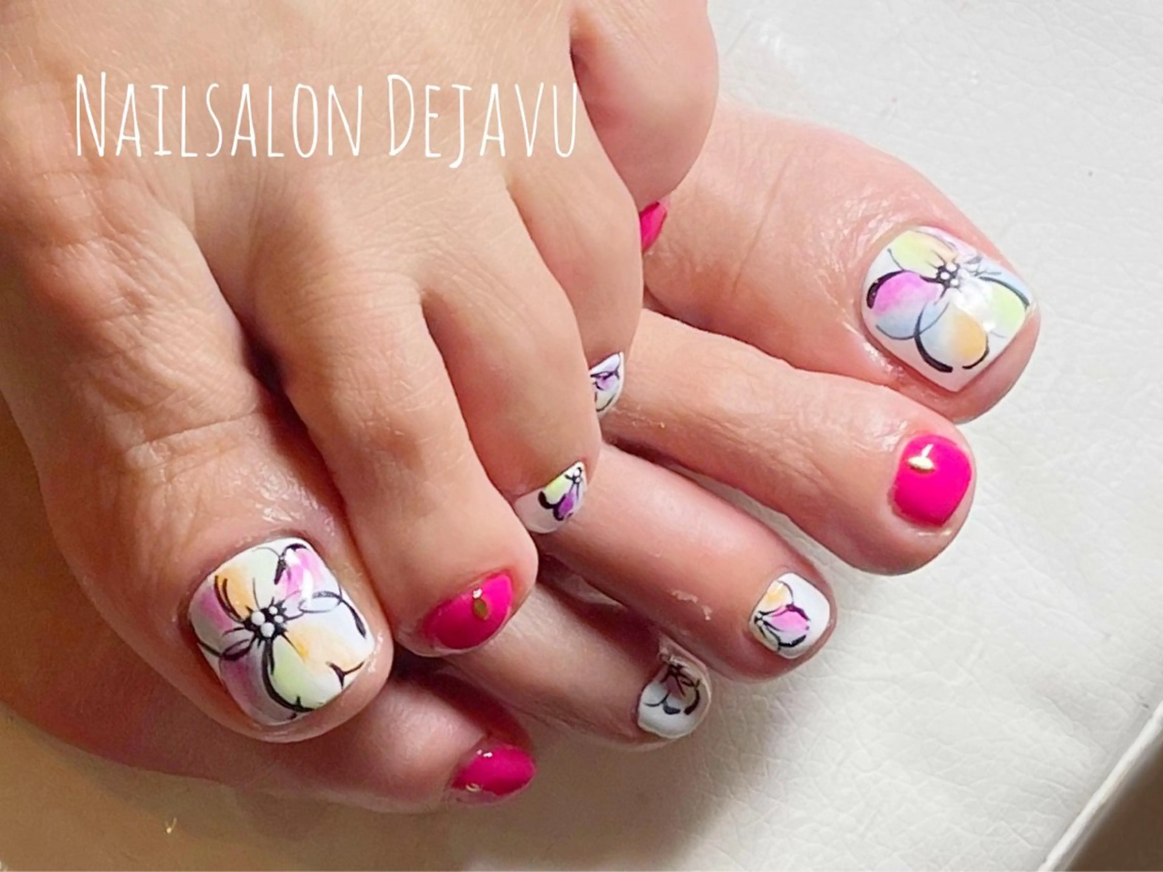 ネイル フットネイル 持ち込み フットネイル Dejavu所属・Nail salon Dejavu 🌿のネイルデザイン