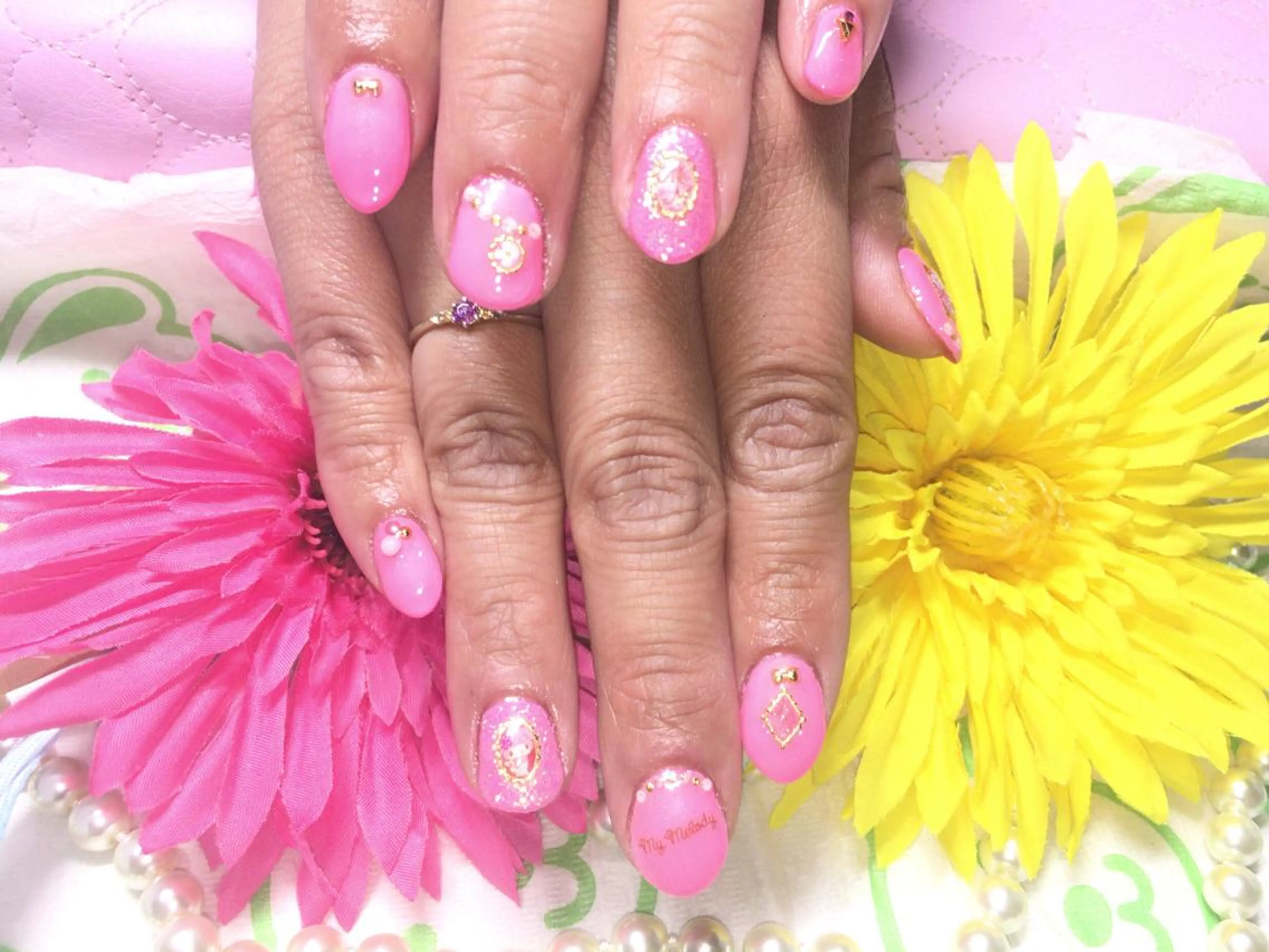 ネイル ハンドネイル ハンドケア ネイルサロン HARRYS所属・ネイル･脱毛サロン HARRYSのエステ・リラクイメージ