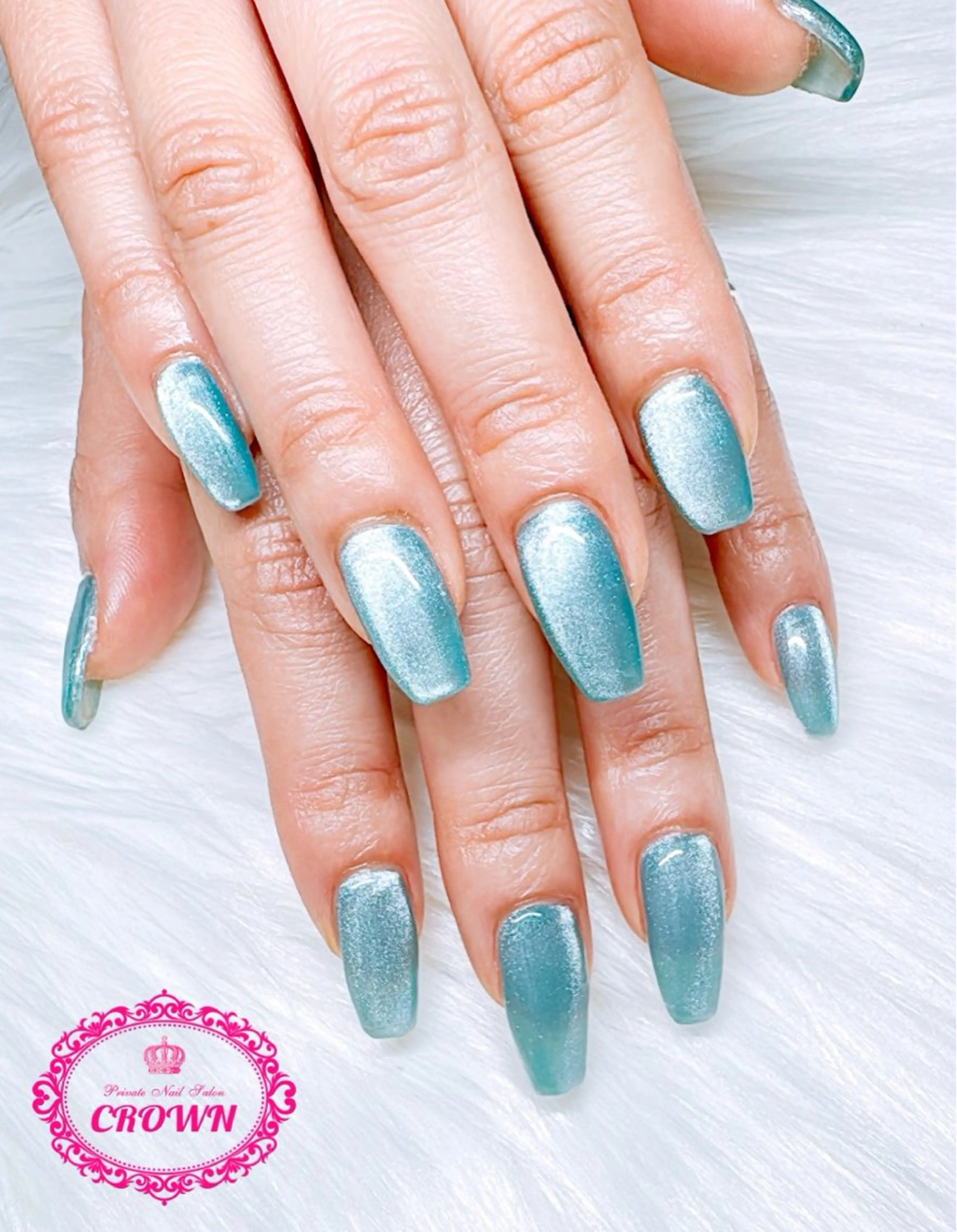 ネイル ハンドネイル CROWN プライベートサロンのネイルデザイン