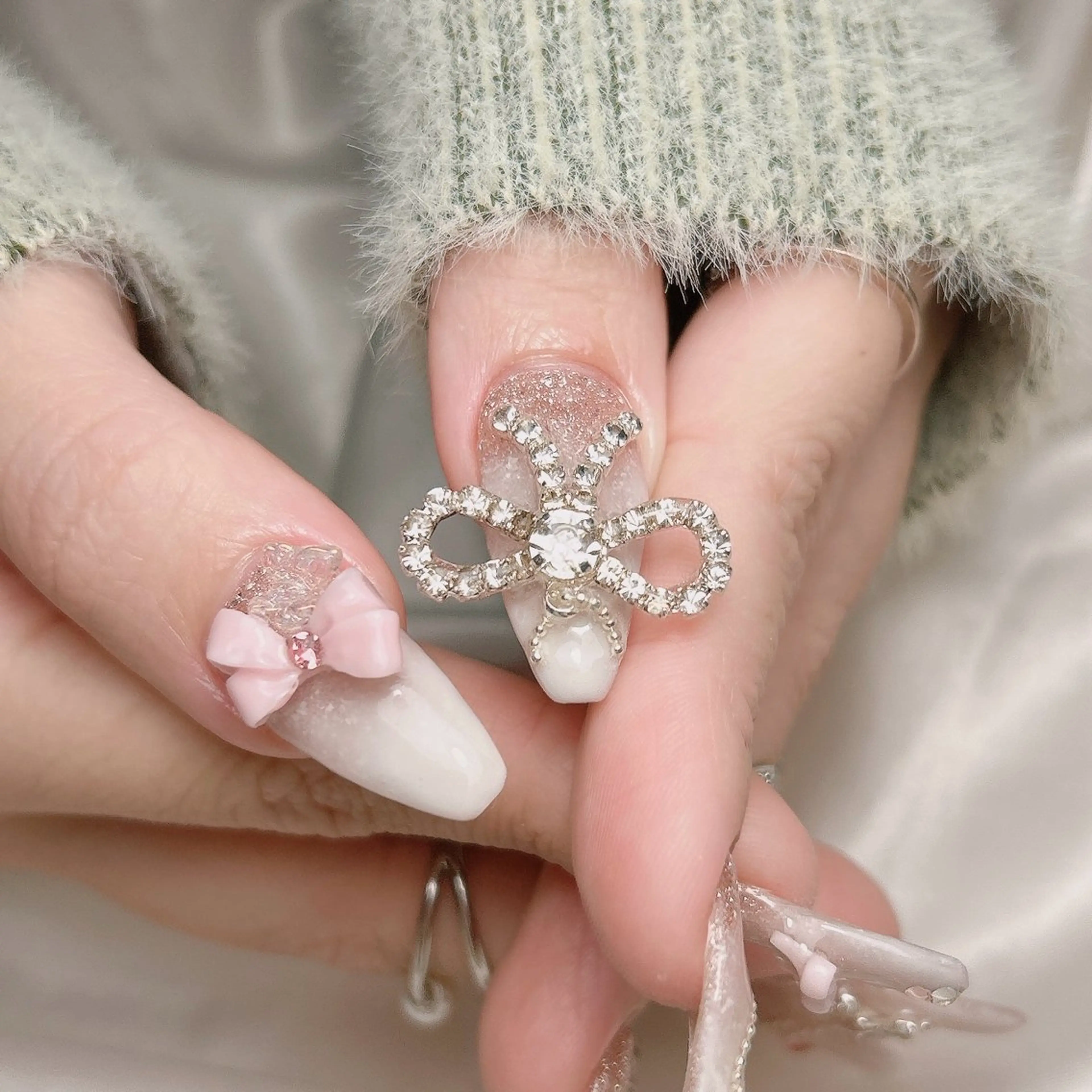 ネイル リボン ハンドネイル junna 金山.東別院.上前津のネイルデザイン