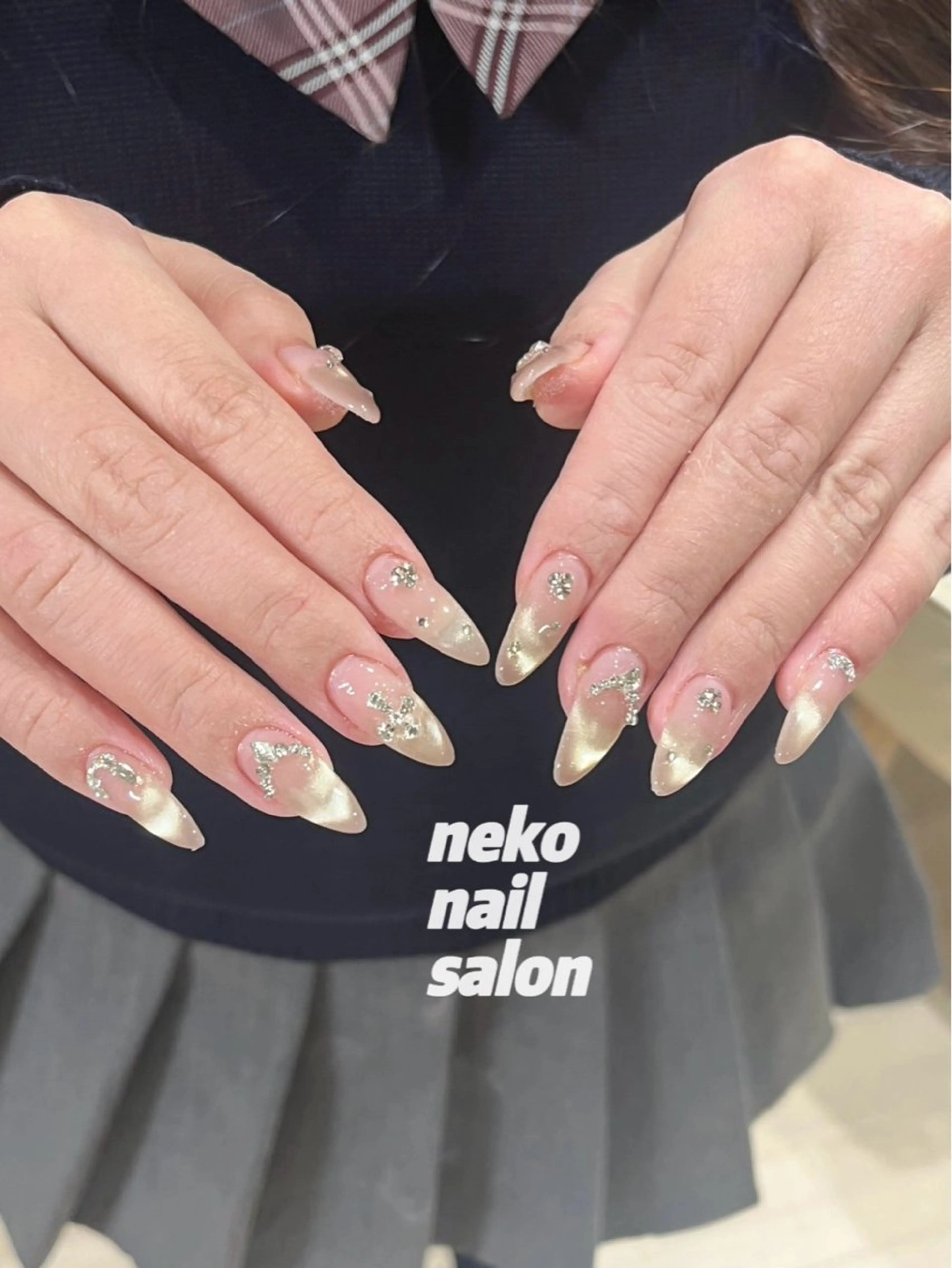 ネイル フレンチネイル マグネットネイル マグネットフレンチ ハンドネイル neko nail所属・neko nailのネイルデザイン