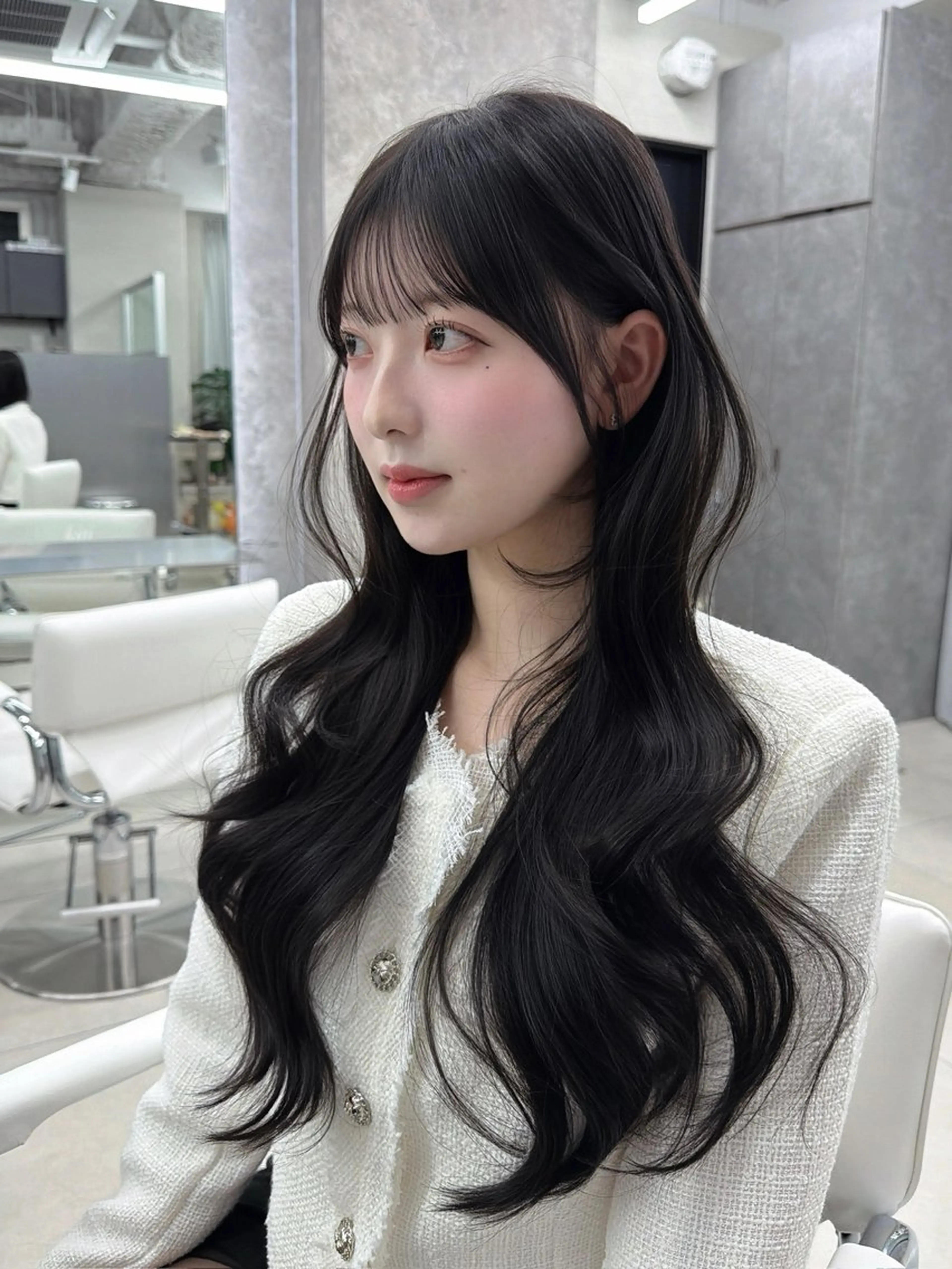 ロング 韓国風ヘア kiti Sakaeのヘアスタイル