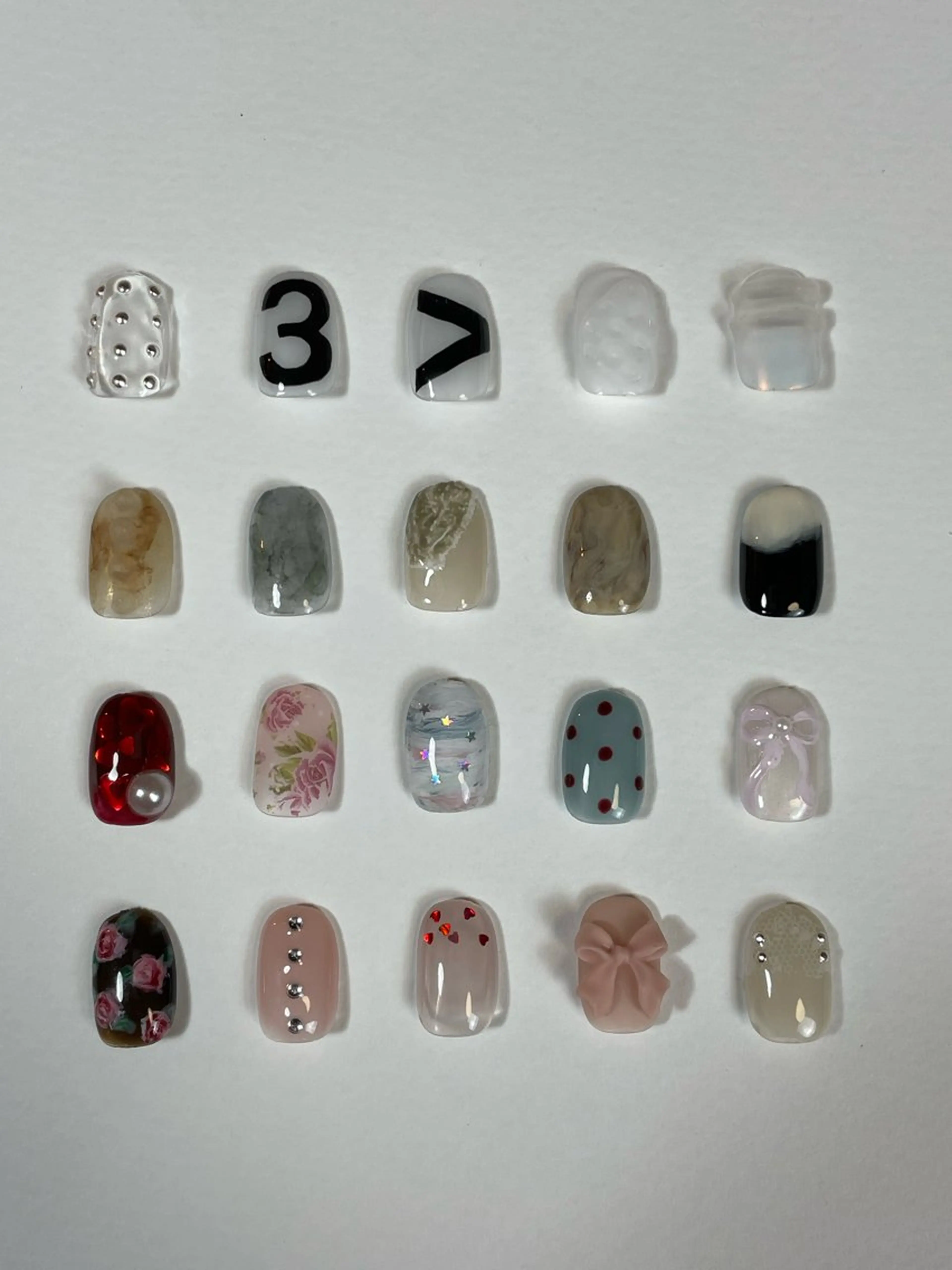 ネイル アートネイル ワンカラーネイル iru.所属・西田 七海のネイルデザイン