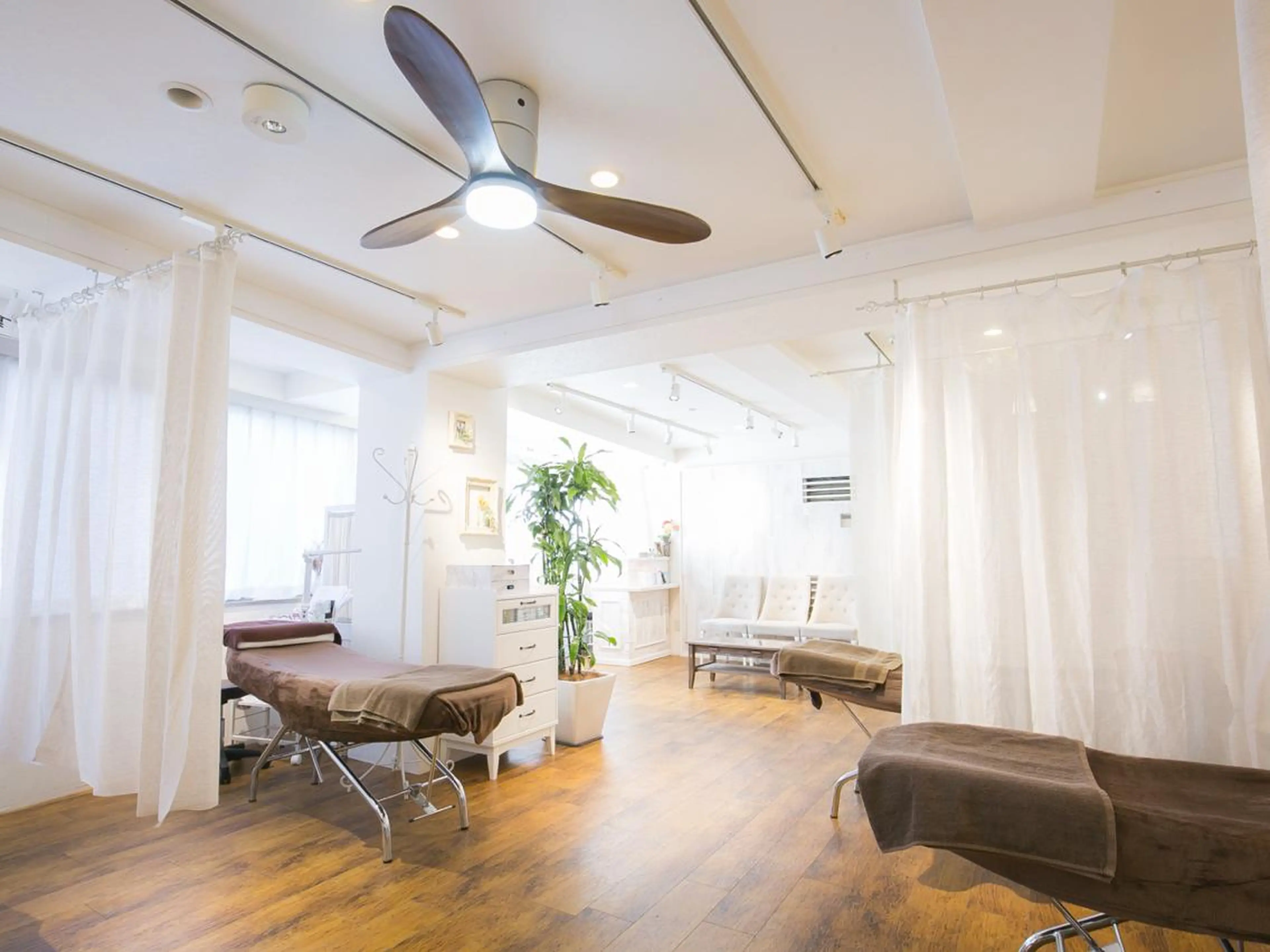 マツエク・マツパ マツエク& アイブロウサロンのマツエク・マツパデザイン