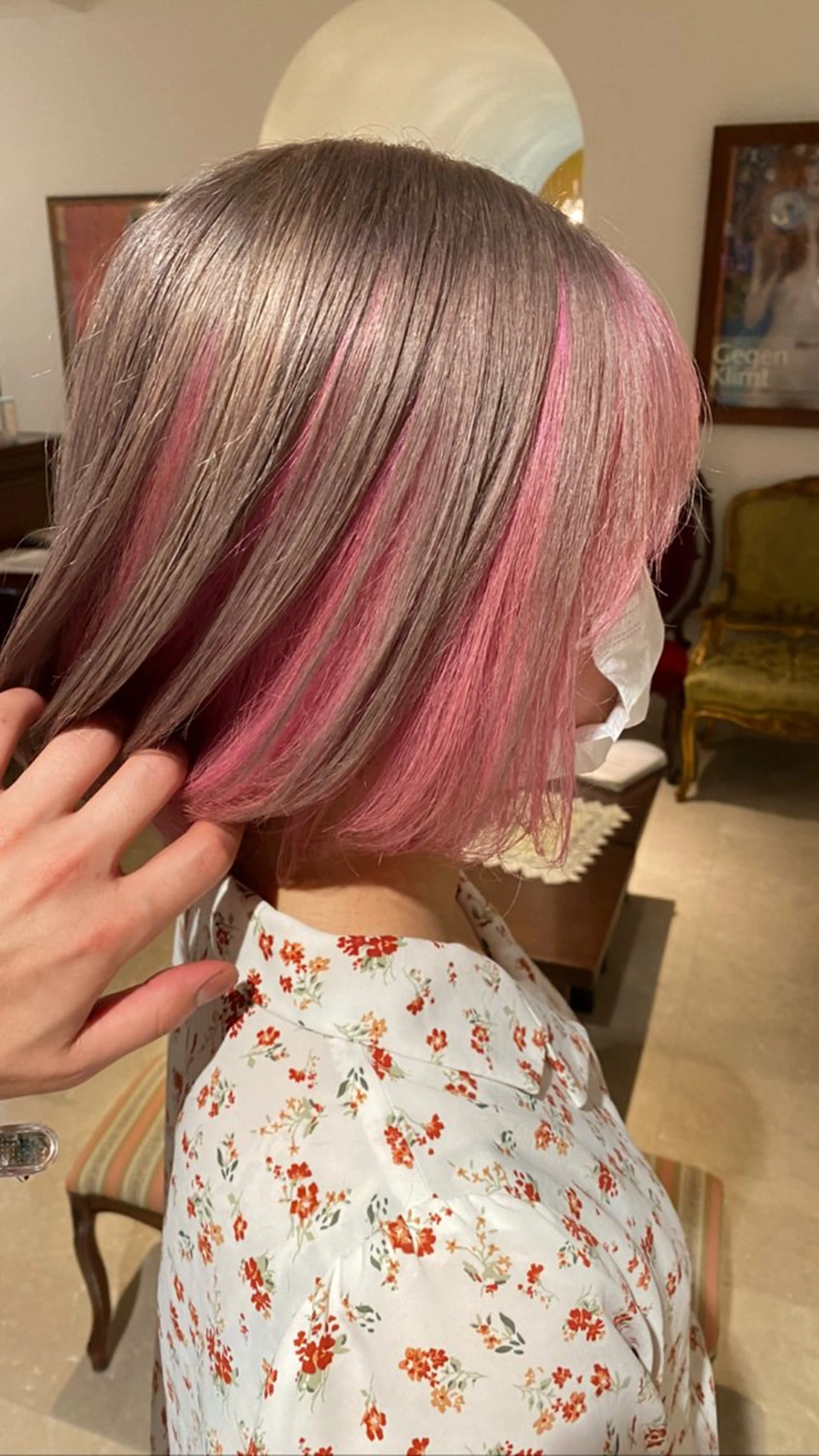 ミディアム カラー カラースペシャリスト ・齊藤 羽瑠輝のヘアスタイル