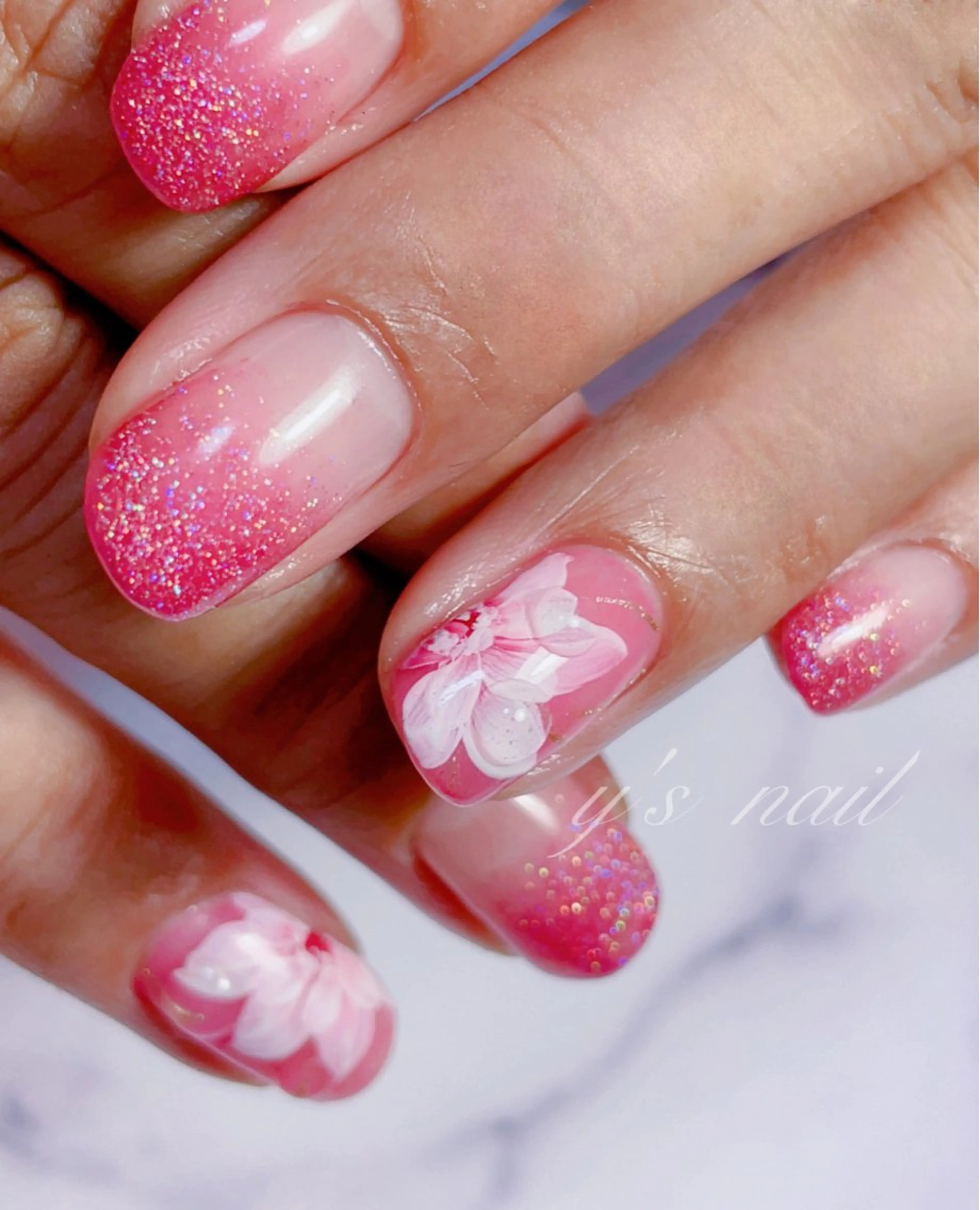 ネイル アートネイル フラワーネイル ラメ(グリッター) ピンク ハンドネイル y’s nail所属・y’s nail ✧ゆきのネイルデザイン