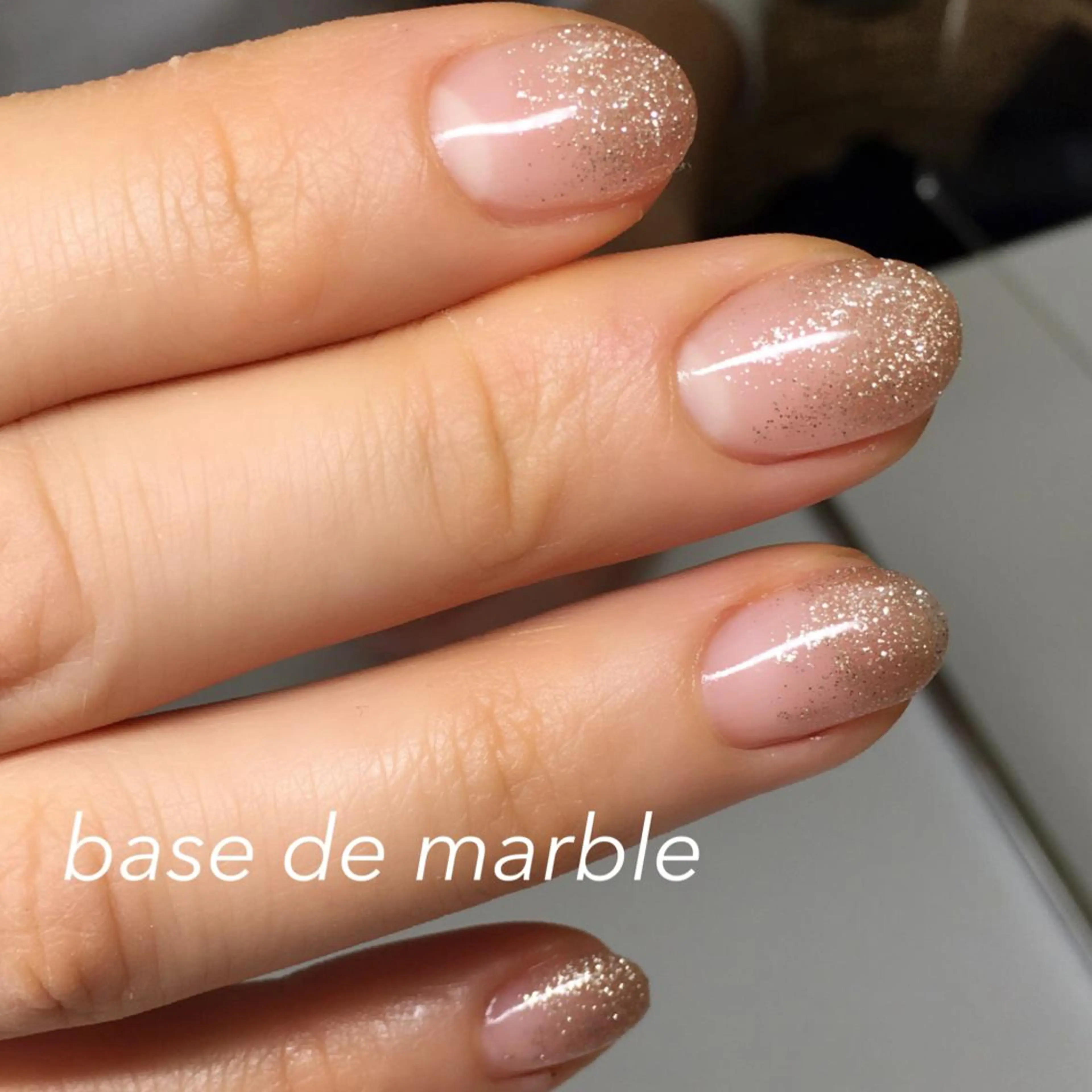 ネイル オモルフィ所属・カラーリスト marumoのヘアスタイル