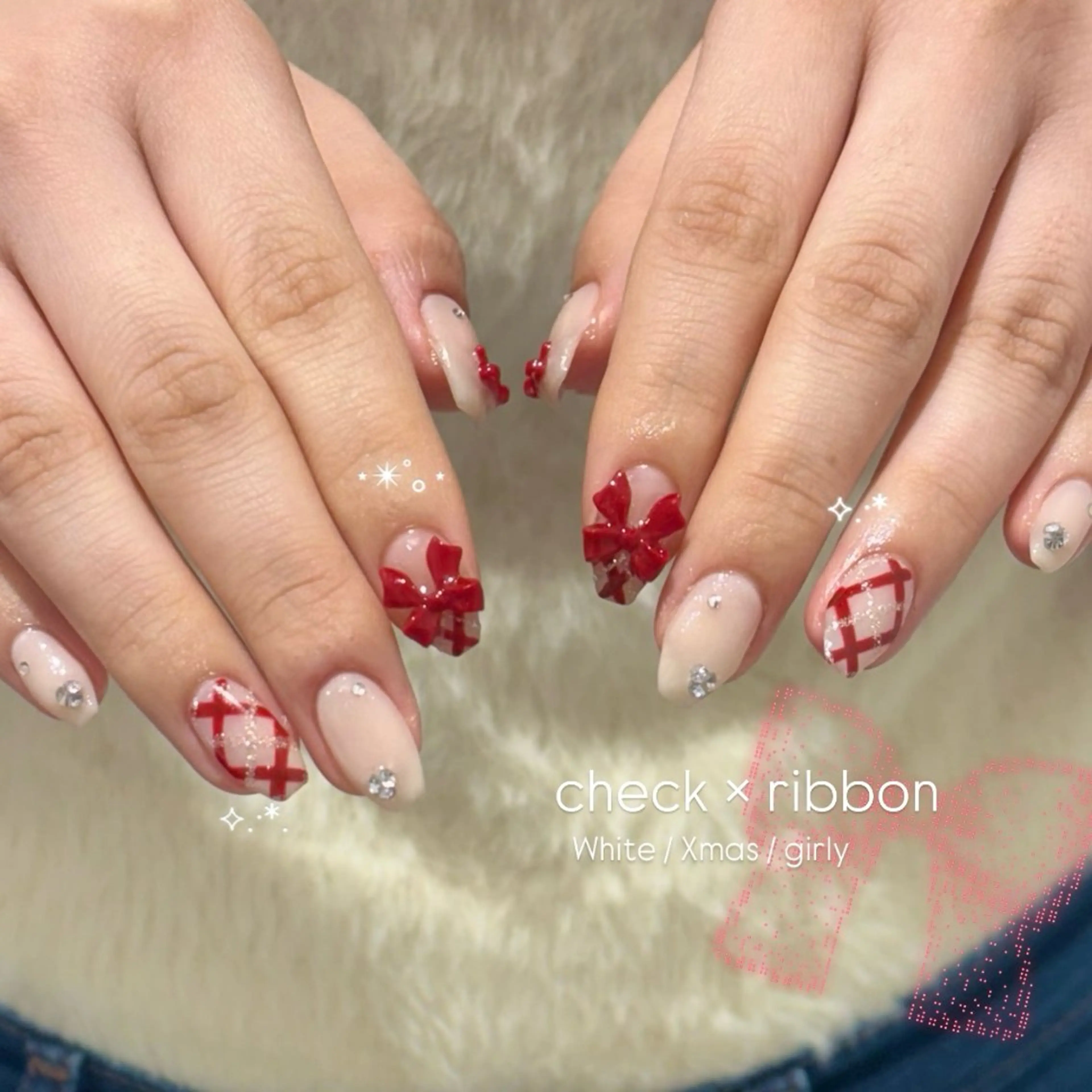 ネイル ガーリー ゴールド 赤色 リボン ストーンネイル ハンドネイル beau'r noaのネイルデザイン