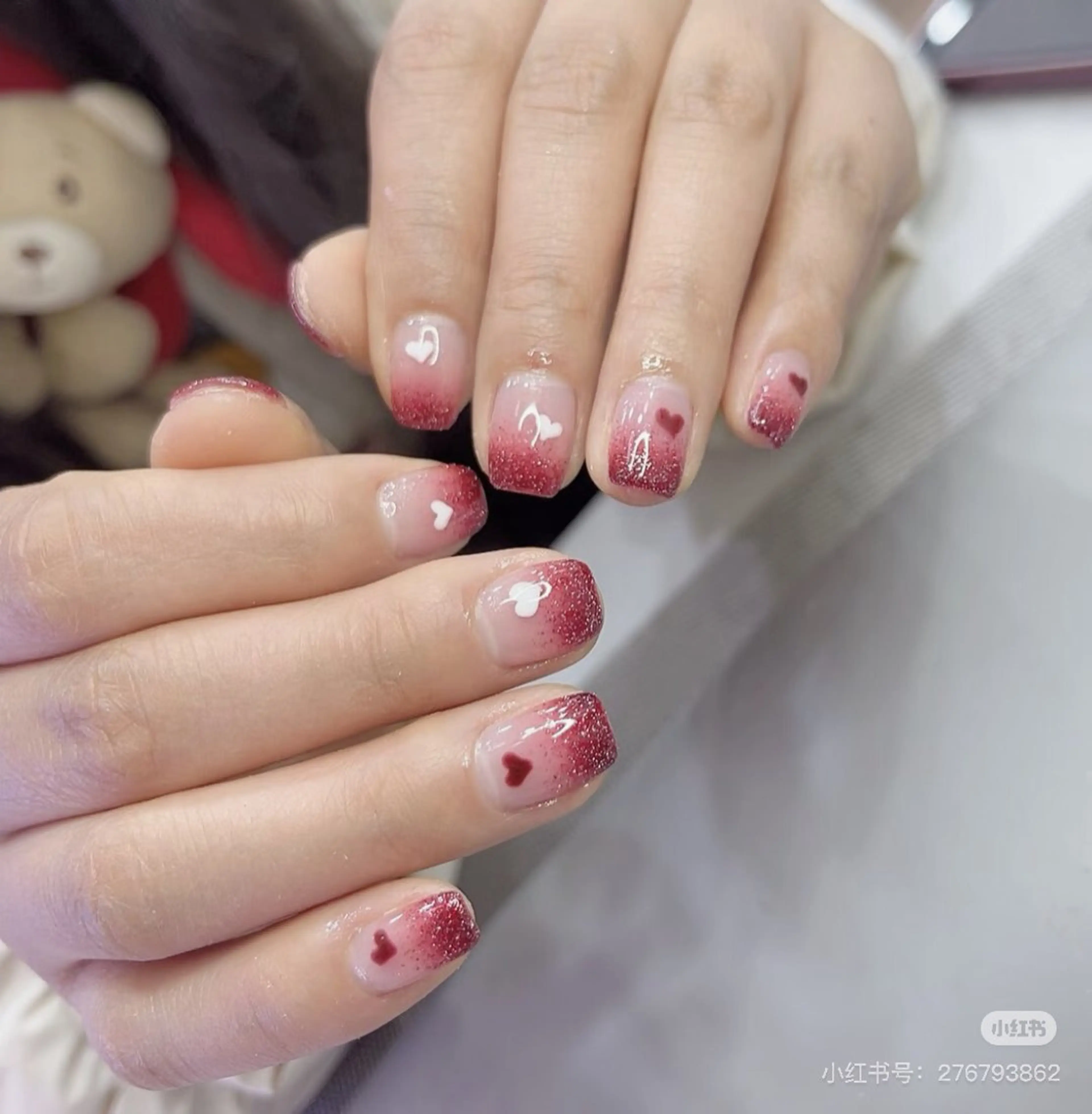 ネイル フレンチネイル 韓国ネイル マグネットネイル 持ち込み ネイルチップ イブ ネイリのネイルデザイン