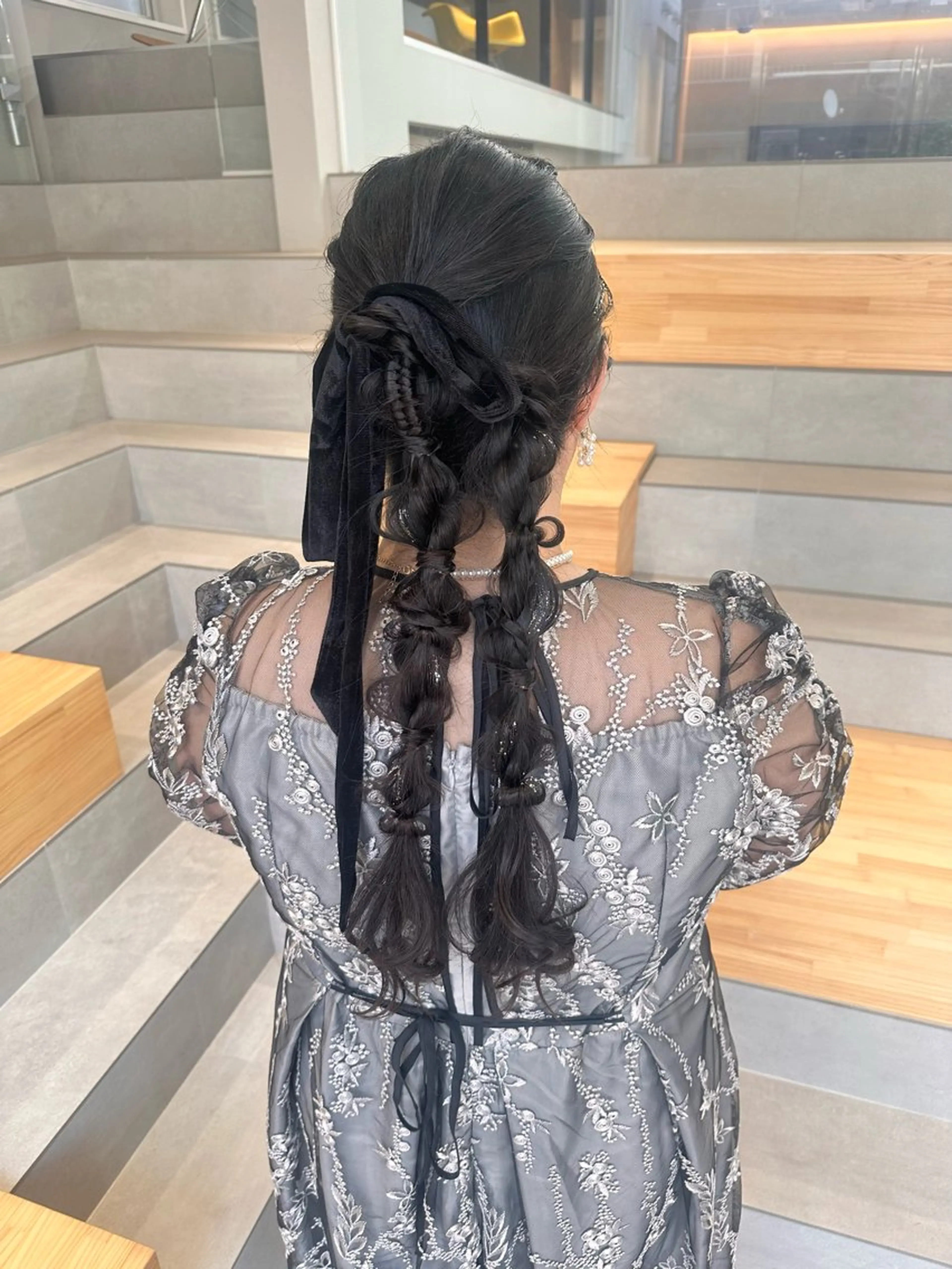 ロング カラー ヘアセット 染谷 遥花のヘアスタイル