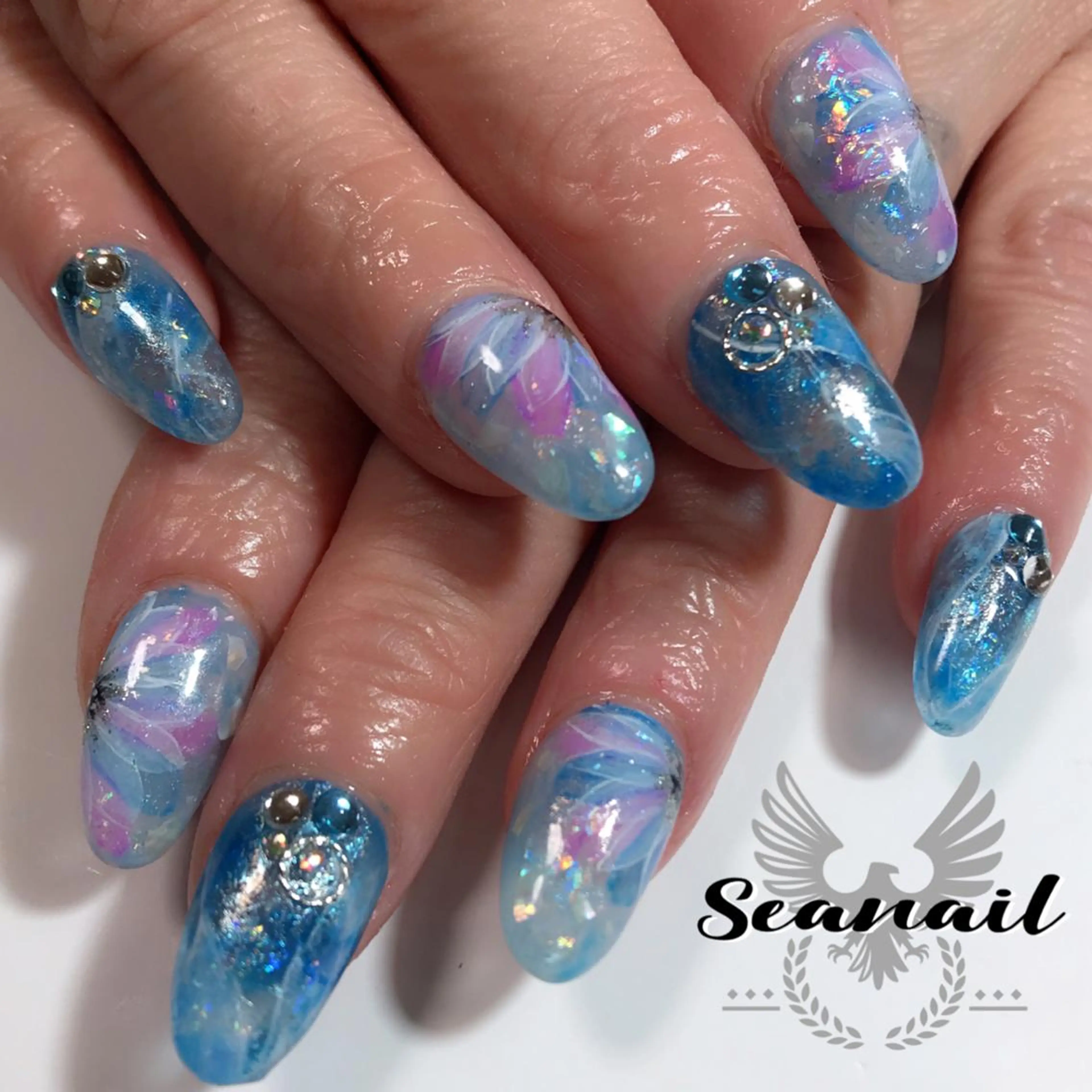 ネイル 小尾 栞のネイルデザイン