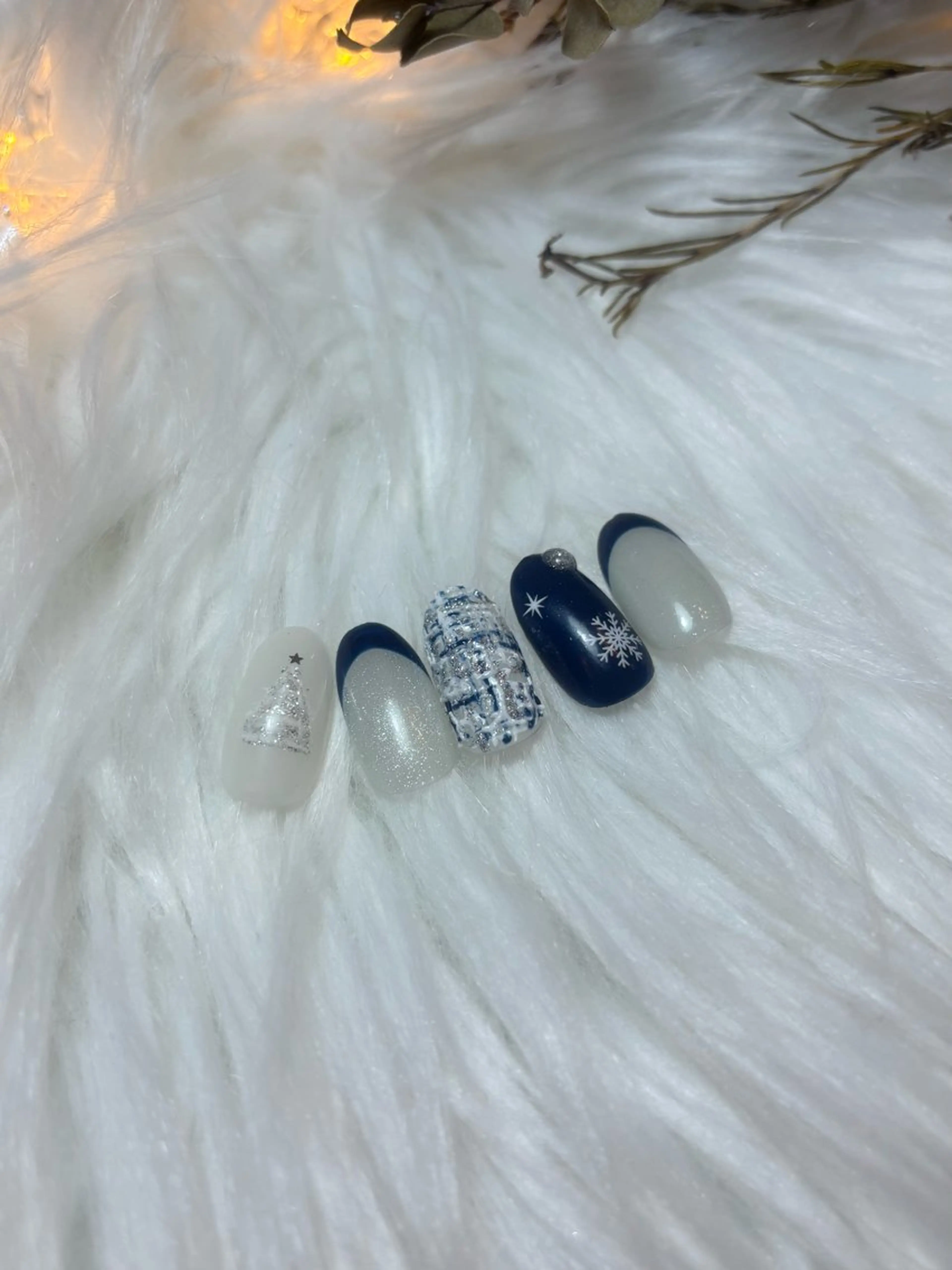 ネイル ブルー キラキラネイル 韓国ネイル マグネットネイル シンプルネイル timtam --sakiのネイルデザイン