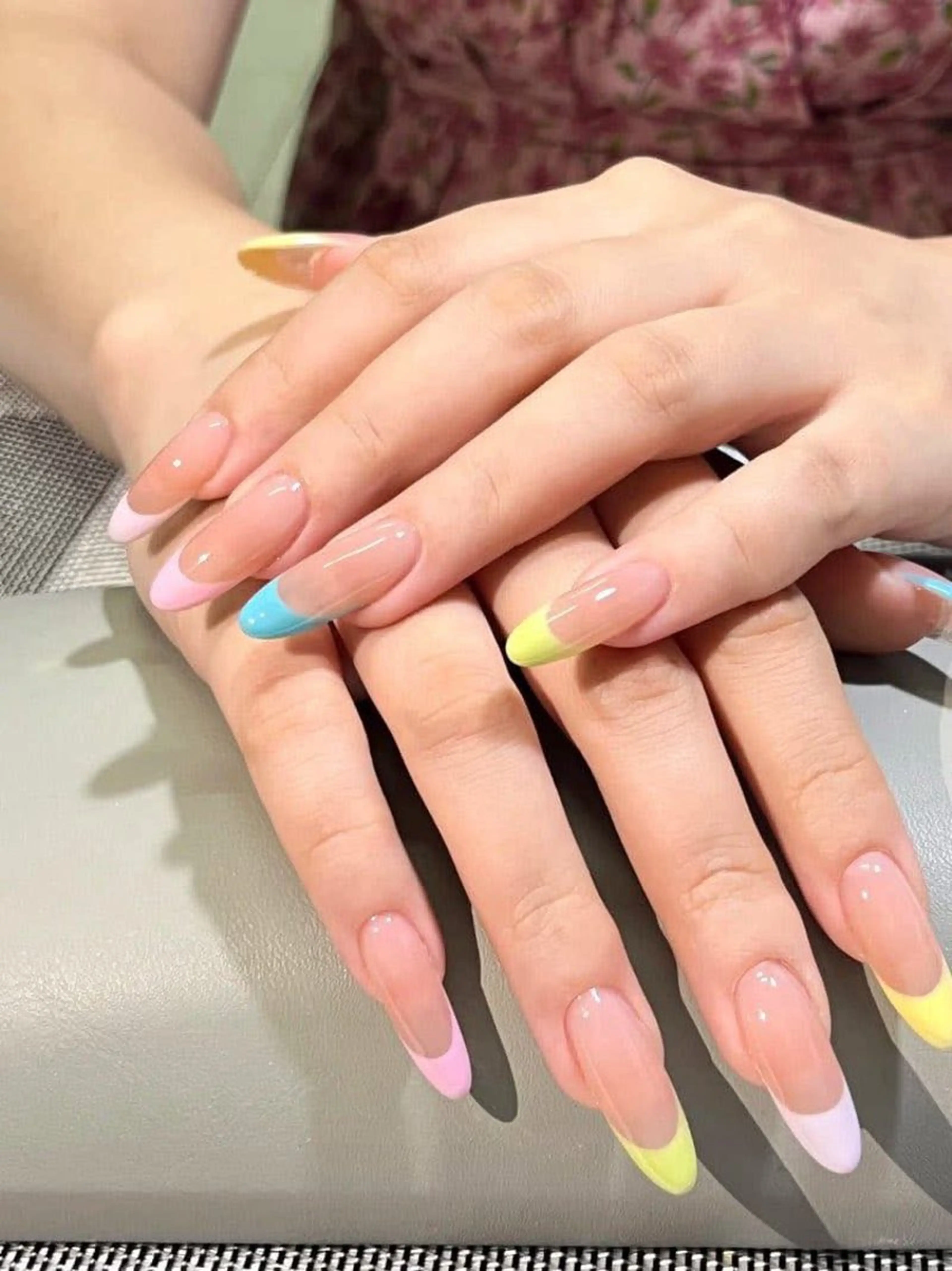 ネイル アートネイル 長さ出し ジェルネイル マグネットネイル ニュアンスネイル ハンドネイル Cloudy Chan Nailのネイルデザイン