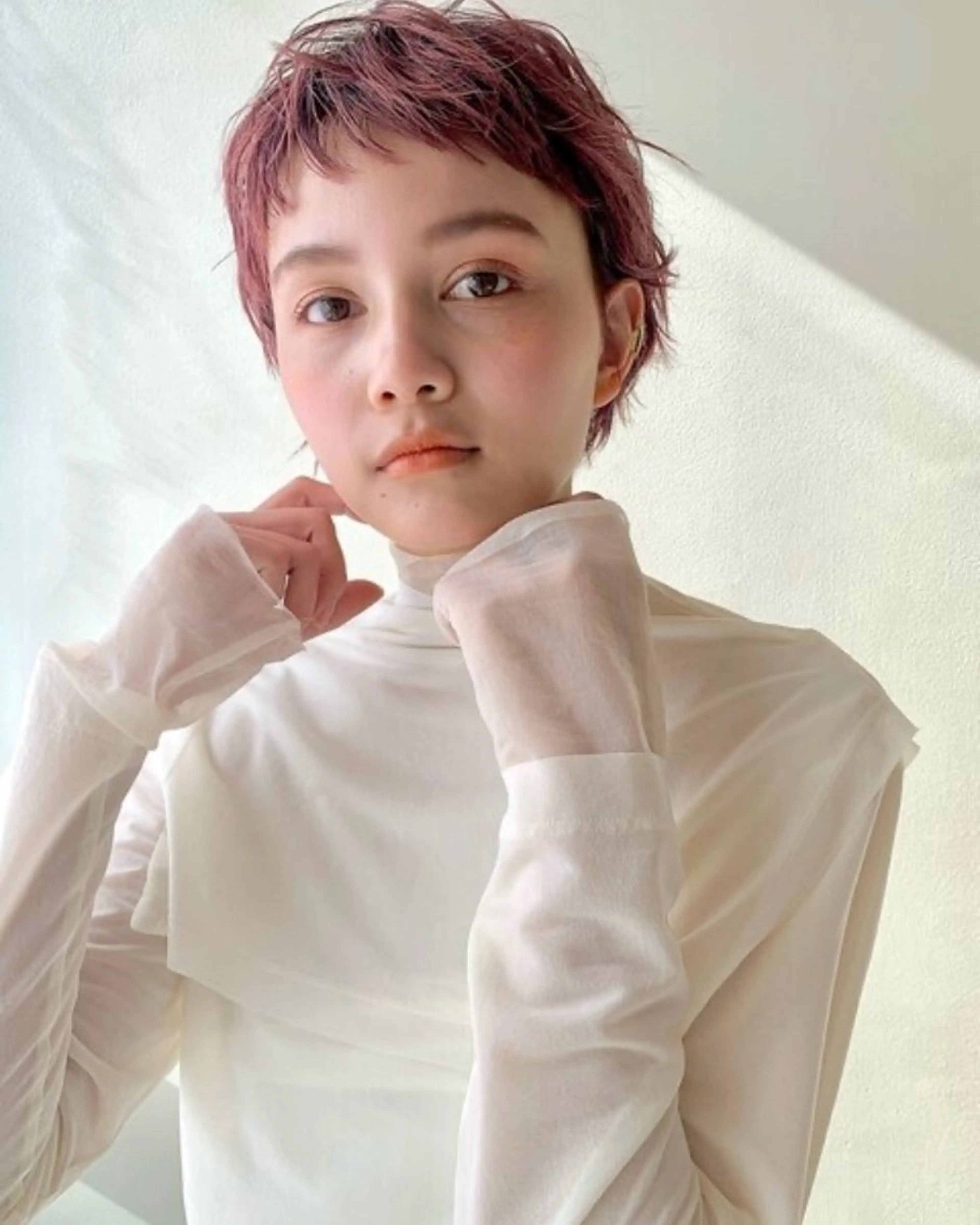 ショート カラー 𝘕𝘰𝘯🩰 透明感/ダブルカラーのヘアスタイル