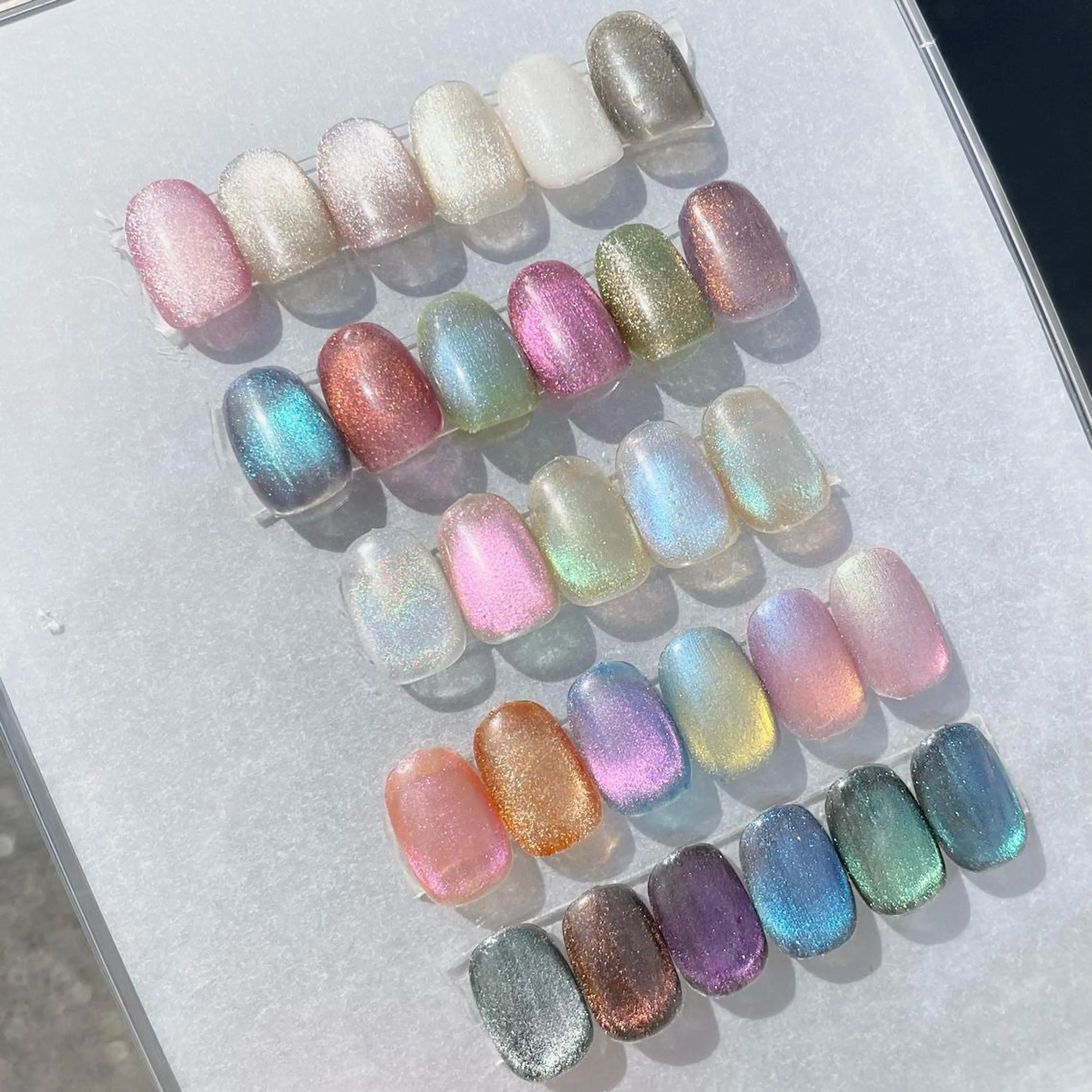 ネイル マグネットネイル ニュアンスネイル オフィスネイル acs.n所属・ネイル，耳つぼ 風間すみれのその他イメージ