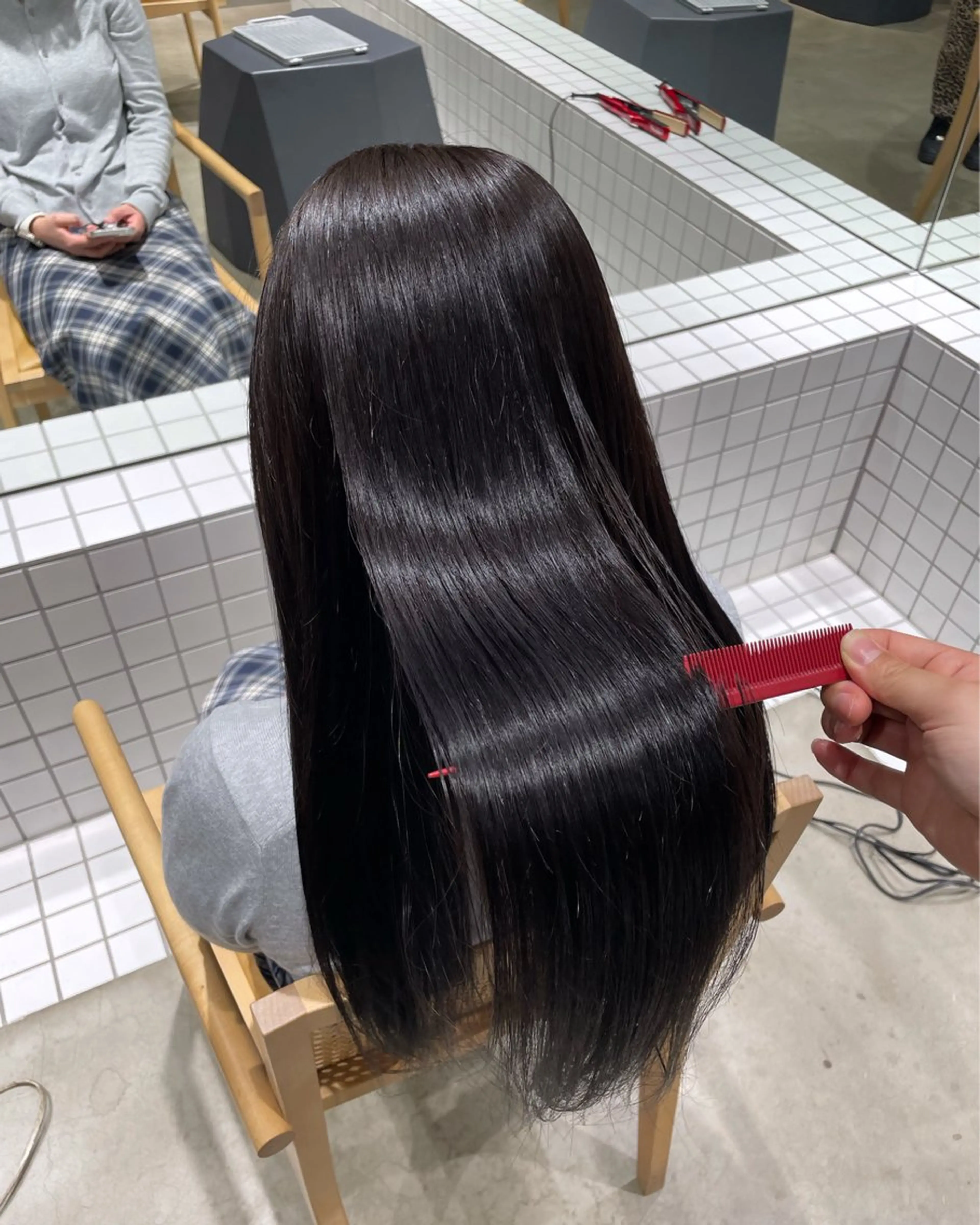 ロング カラー 頼金 愛海のヘアスタイル