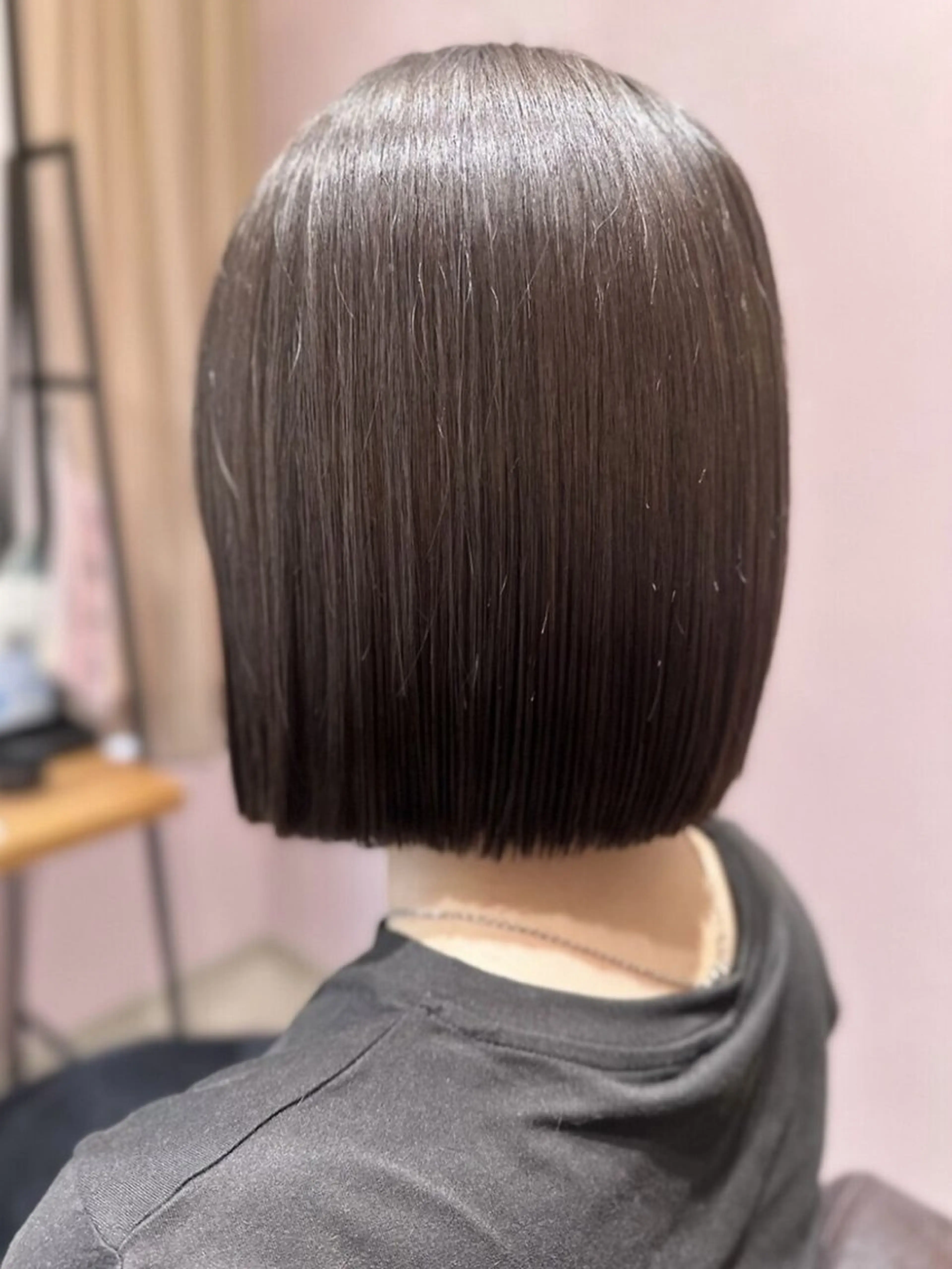 カラー 西原 愛紗のヘアスタイル
