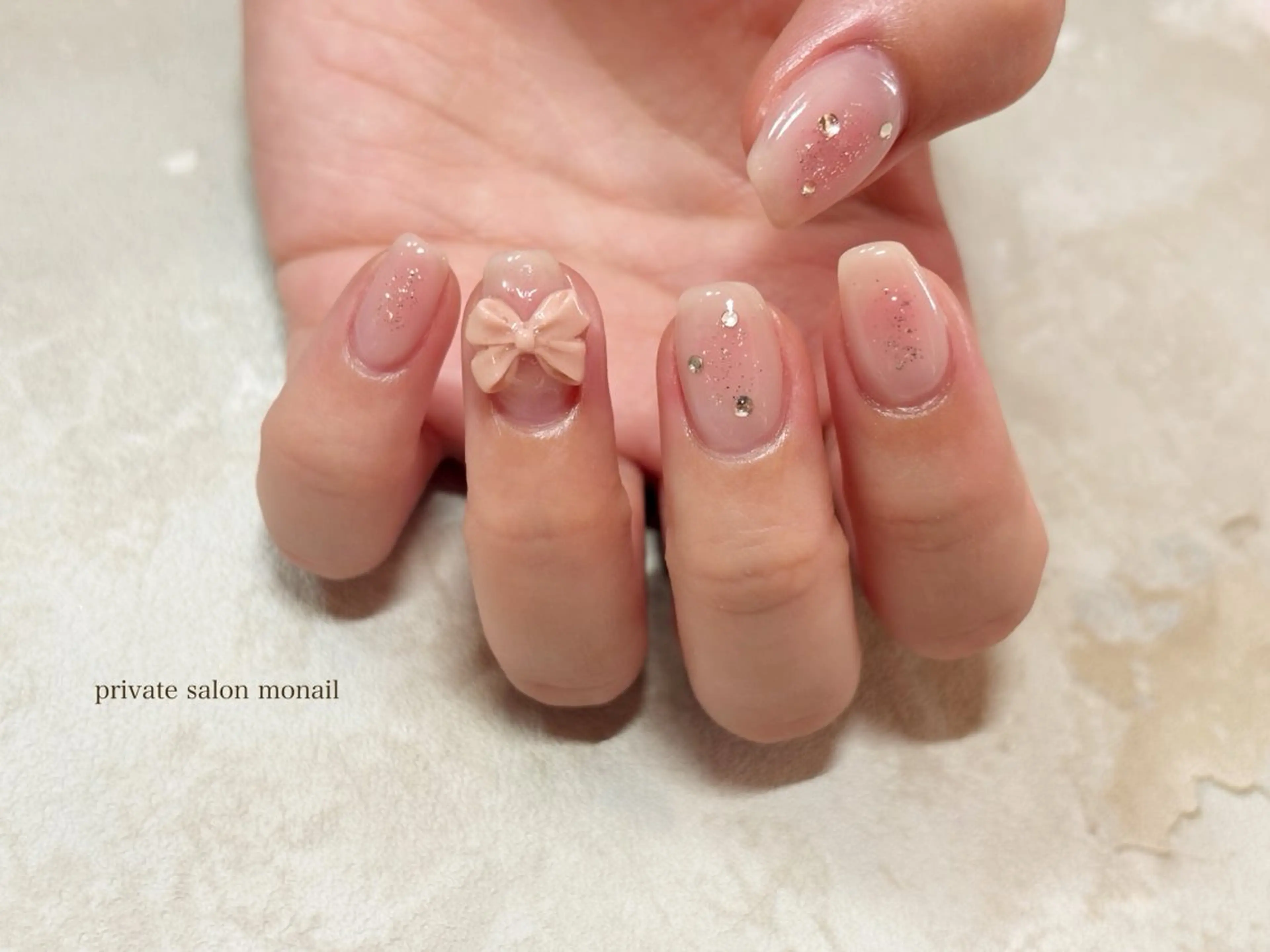 ネイル チークネイル ハンドネイル private nail monail所属・nail salon monailのネイルデザイン