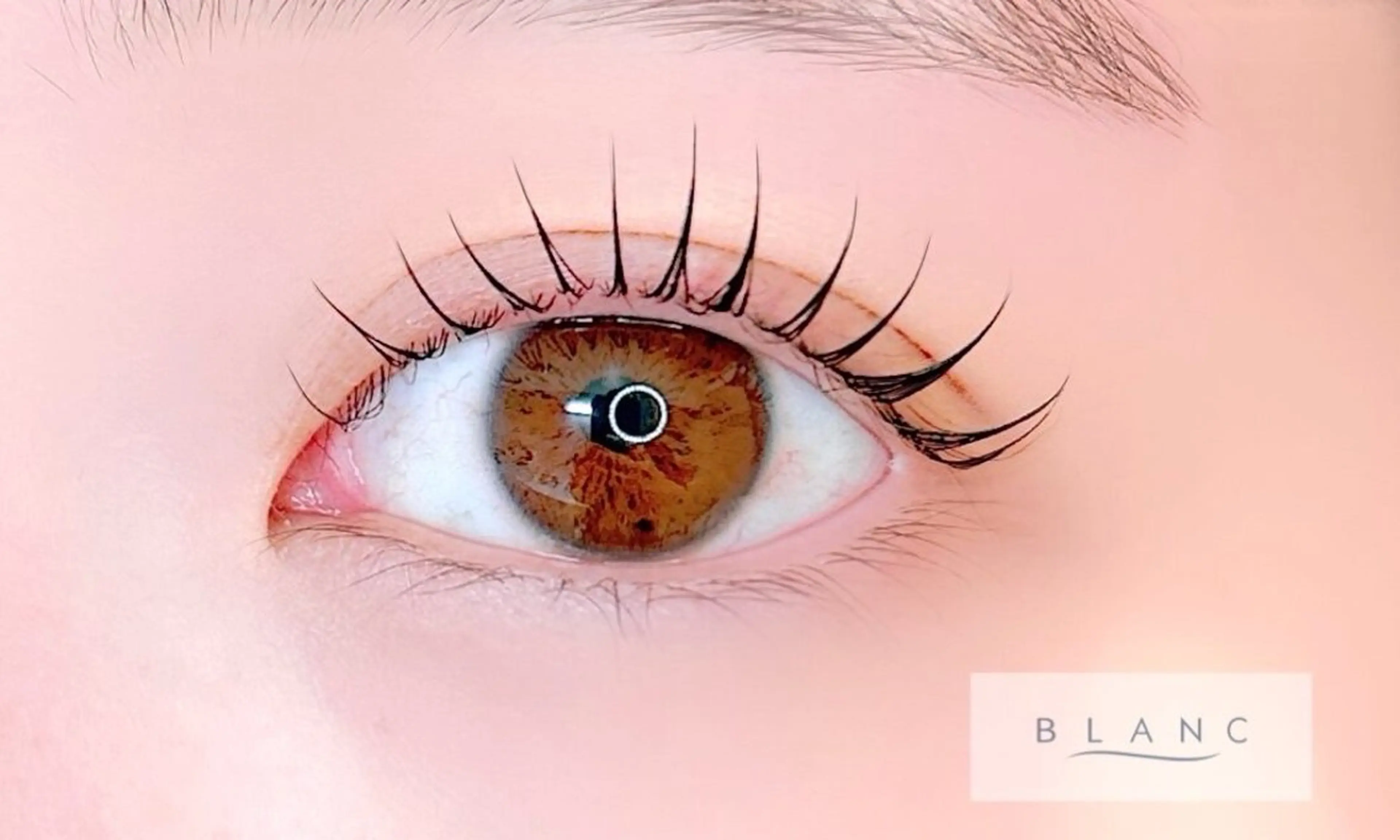 マツエク・マツパ Blanc  Eyelash salon所属・sasaki. ✨の眉毛・アイブロウイメージ