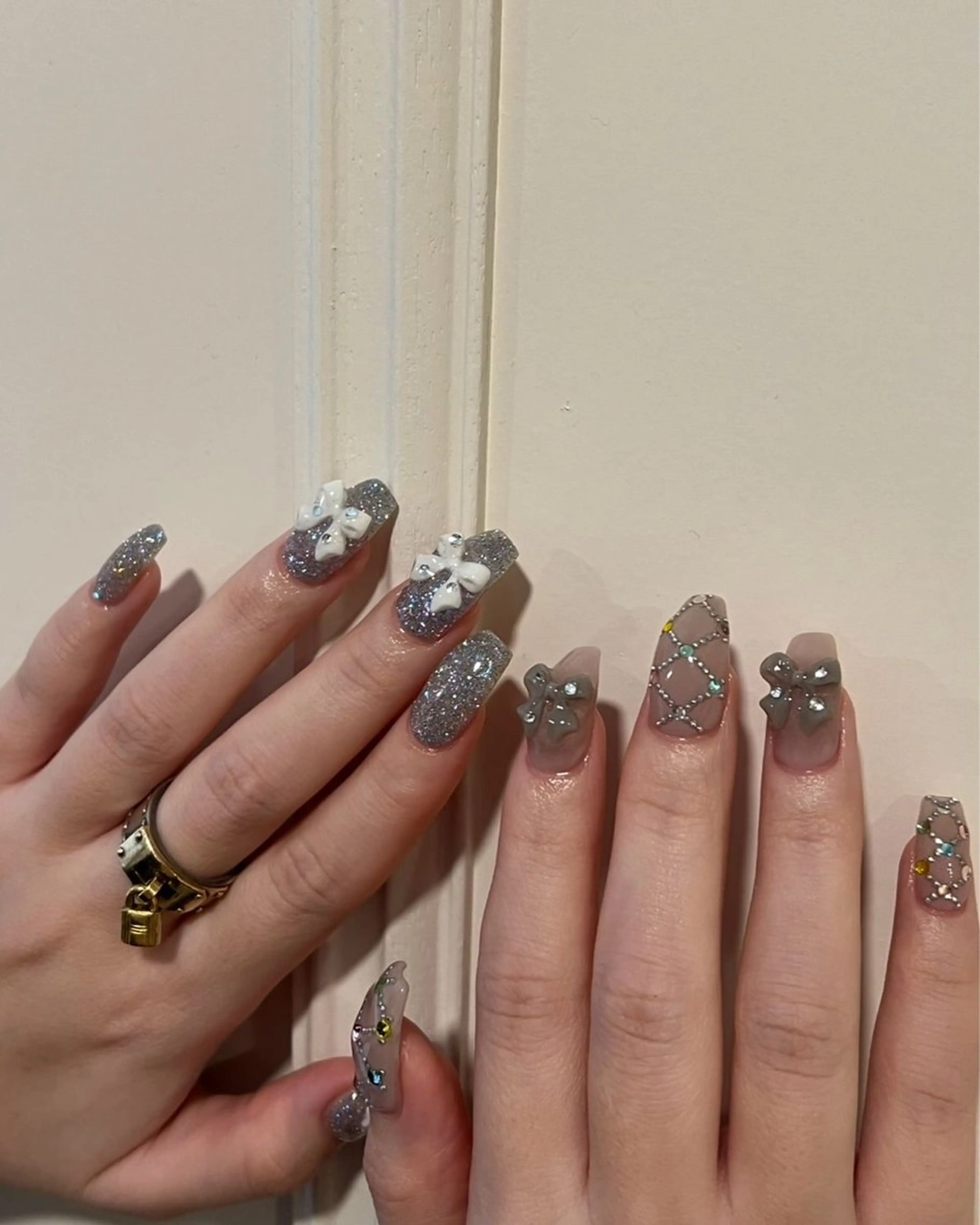 ネイル グラデーション ラメ(グリッター) マグネットネイル ミラーネイル ニュアンスネイル ハンドネイル Lumi de nails所属・Lumi de nailsのネイルデザイン