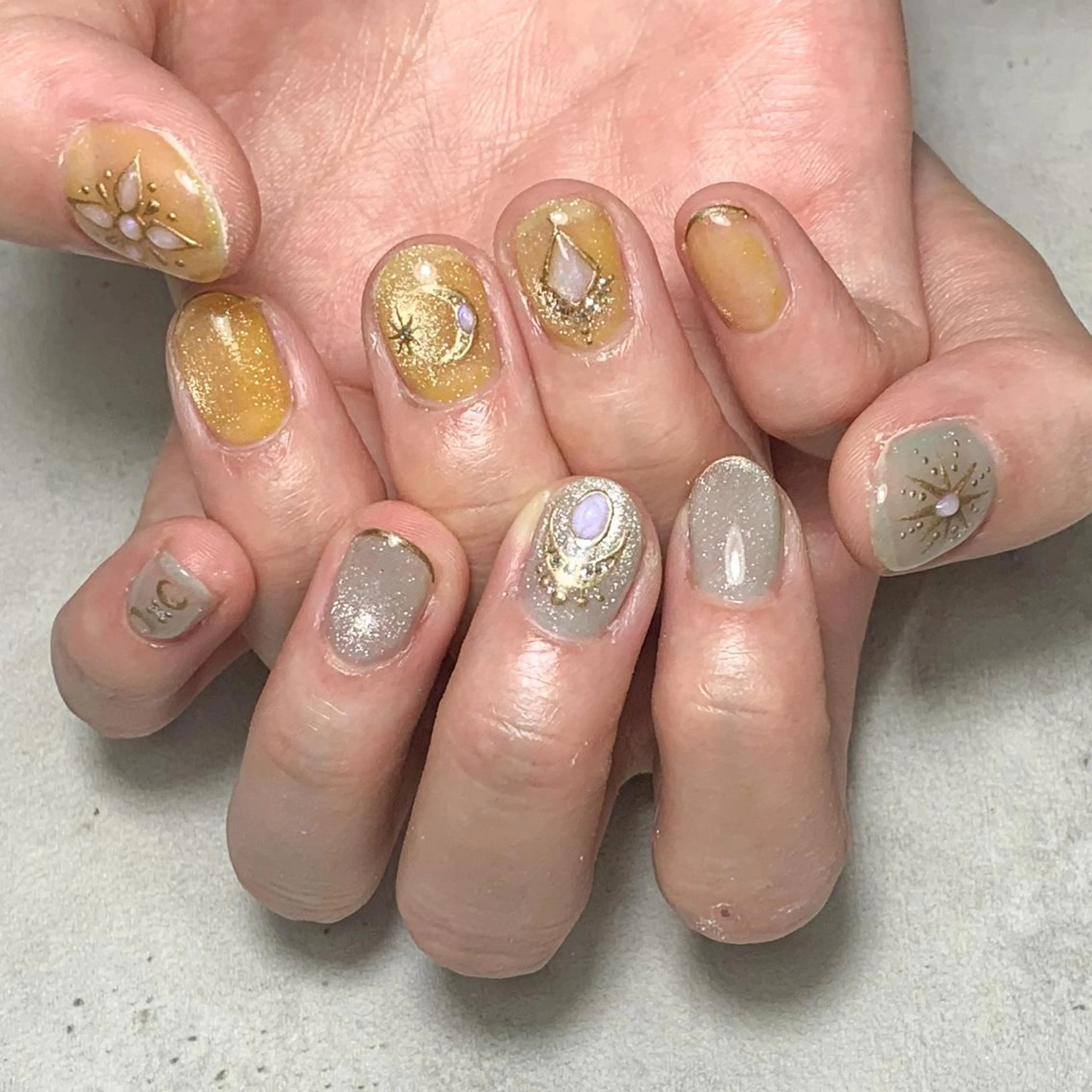 ネイル atelier　FIORITURA所属・FIORITURA aiのネイルデザイン