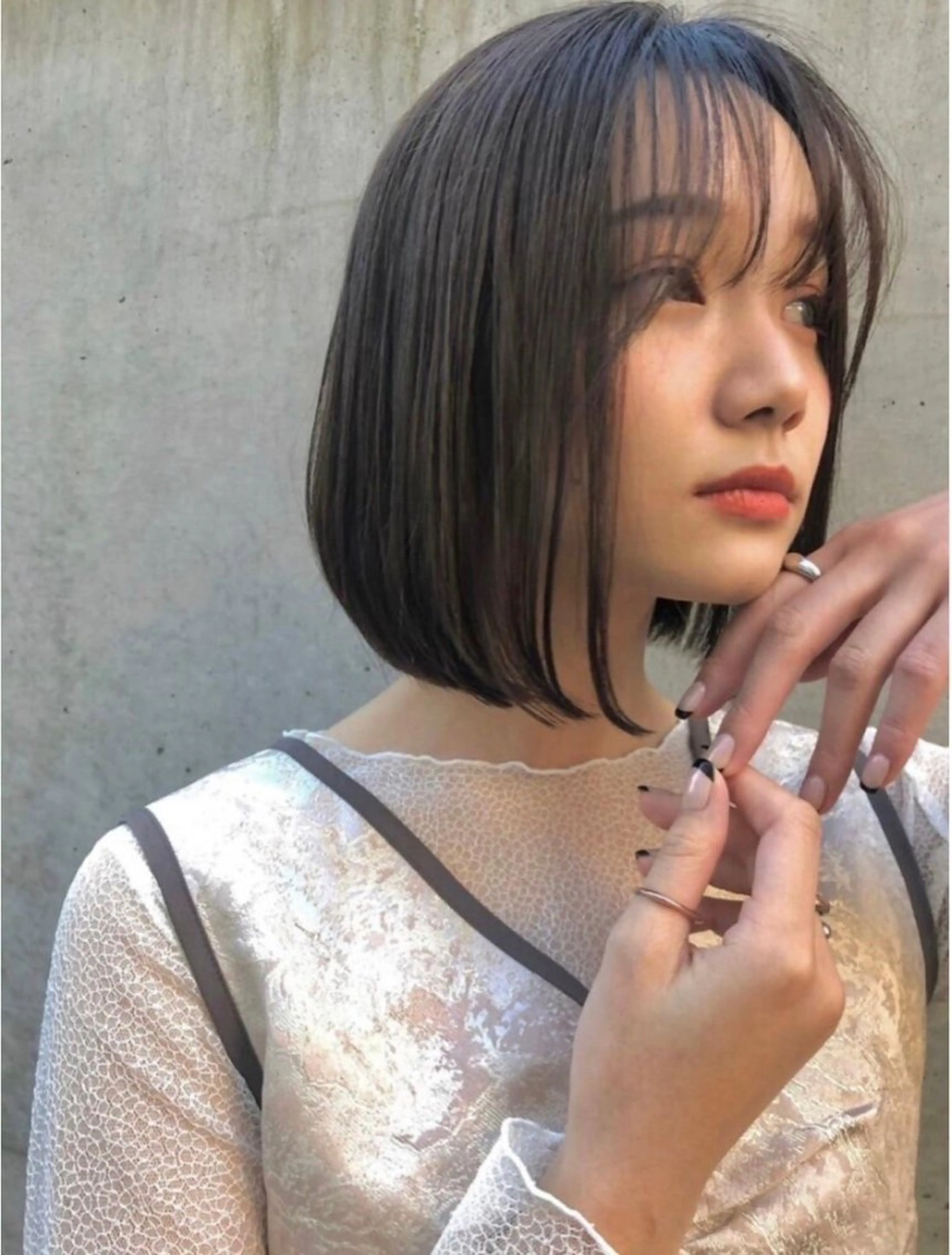 ショート カラー 透明感カラー🤎 中川智帆のヘアスタイル