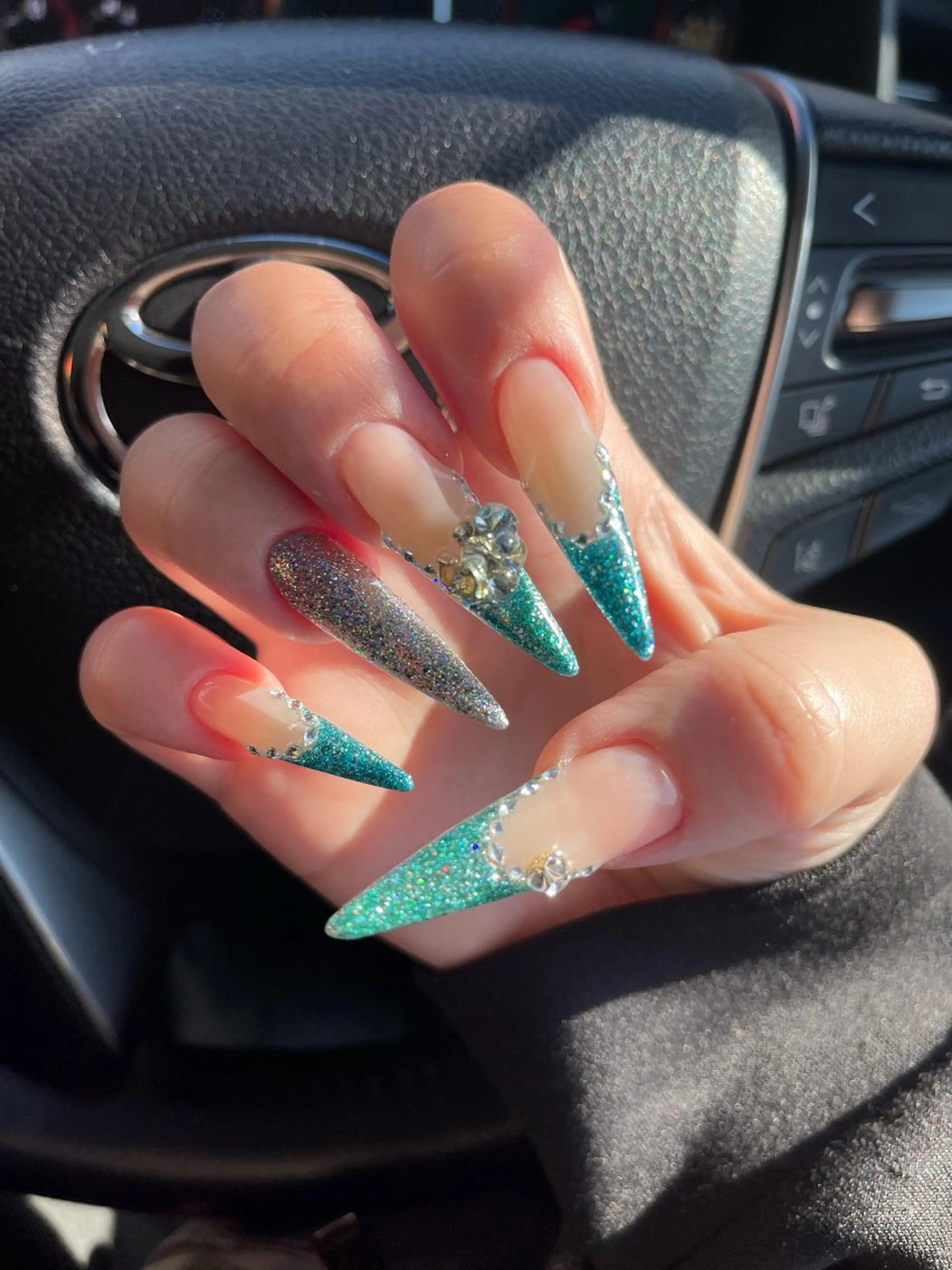 ネイル 美:LOVE Nail所属・Nail Lienのネイルデザイン