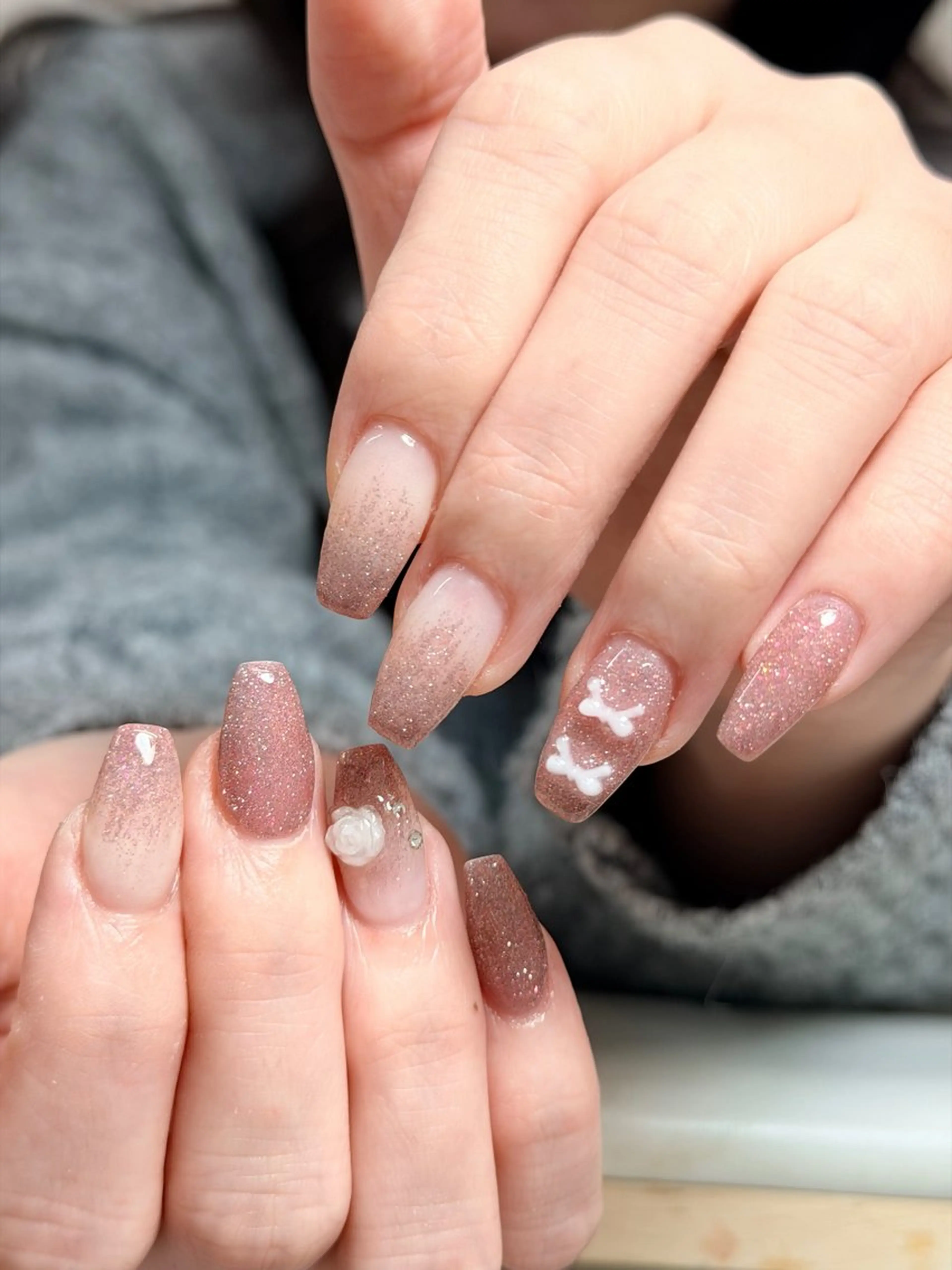 ネイル オーロラネイル ブルー チークネイル フットネイル フレンチネイル ハンドネイル Hana ハナのネイルデザイン