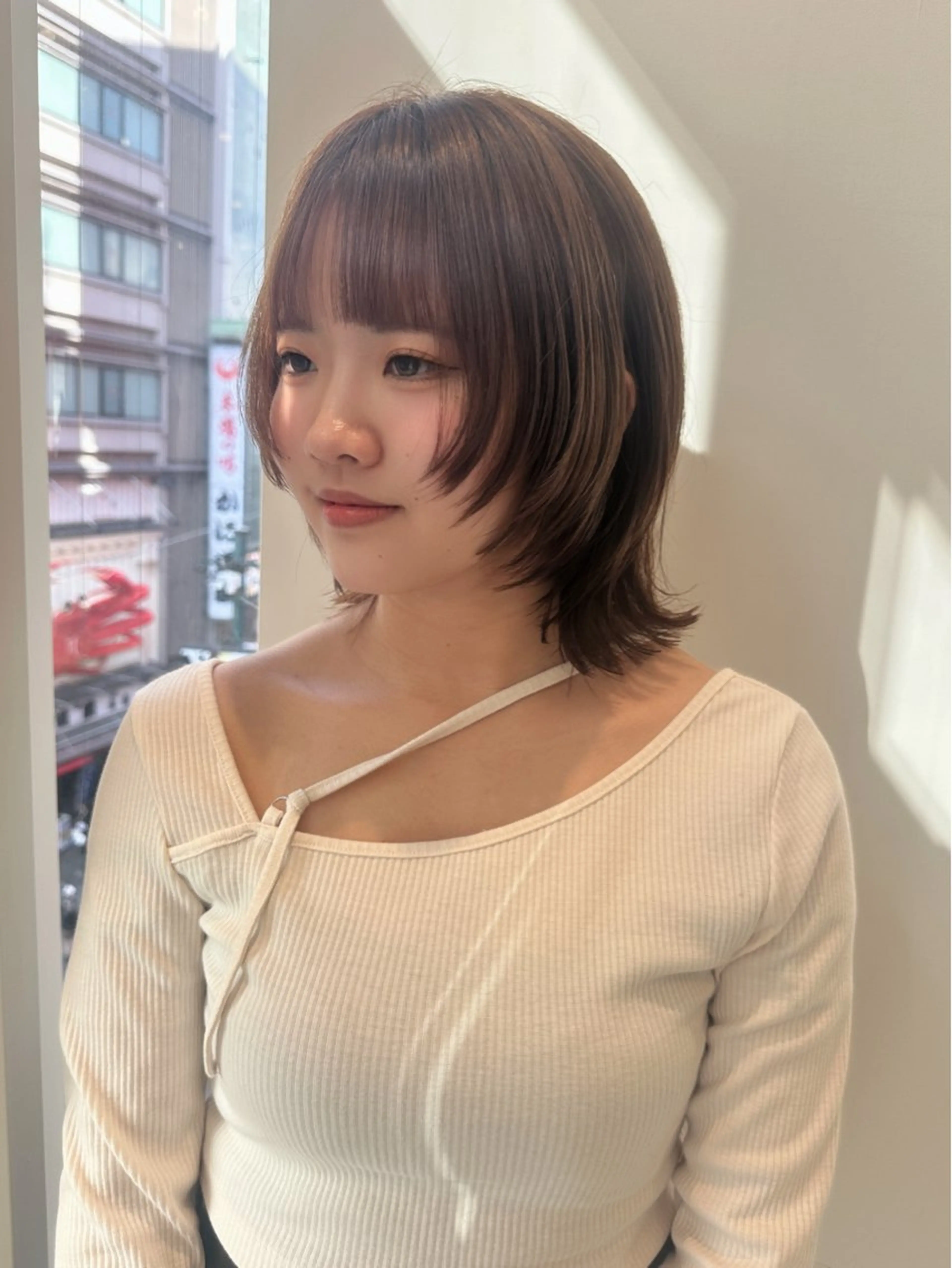 ミディアム カラー ボブレイヤー ベージュカラー ブラウンカラー ブラウンベージュ ボブ カット ヘアカラー 小顔レイヤー/ ベージュ🤍Rieのヘアスタイル