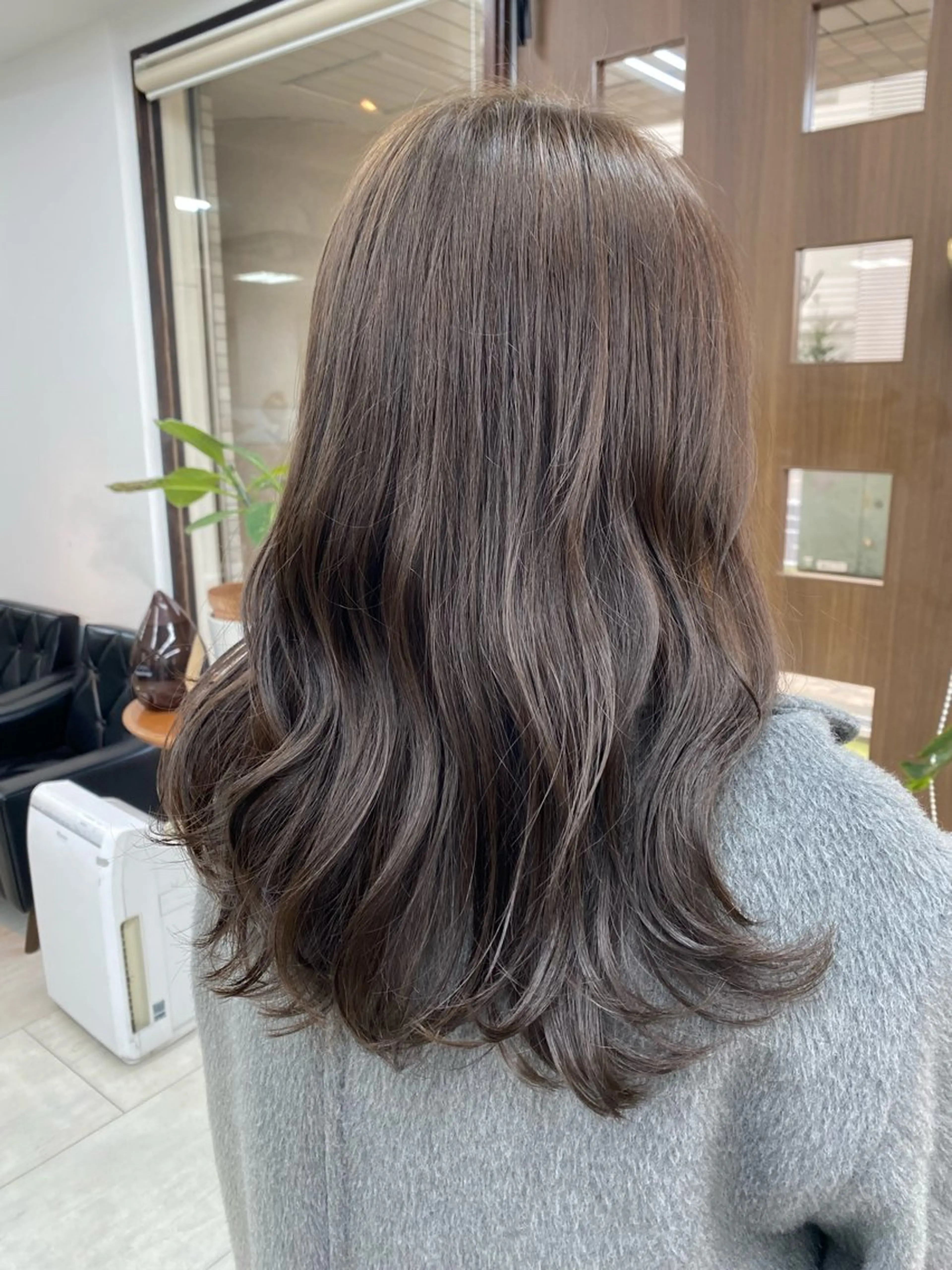 セミロング ヘアカラー 月野涼風 /レイヤーカットのヘアスタイル