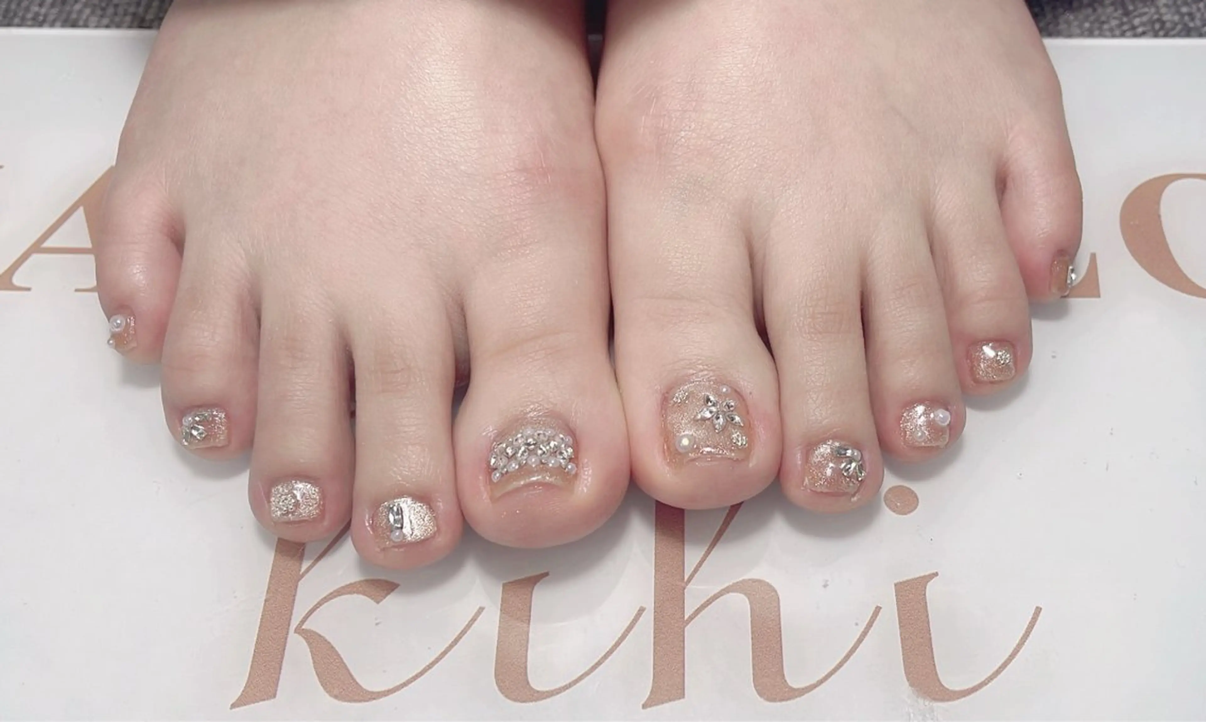 ネイル アートネイル フレンチネイル ジェルネイル グラデーション 韓国ネイル 村中 ハナのネイルデザイン