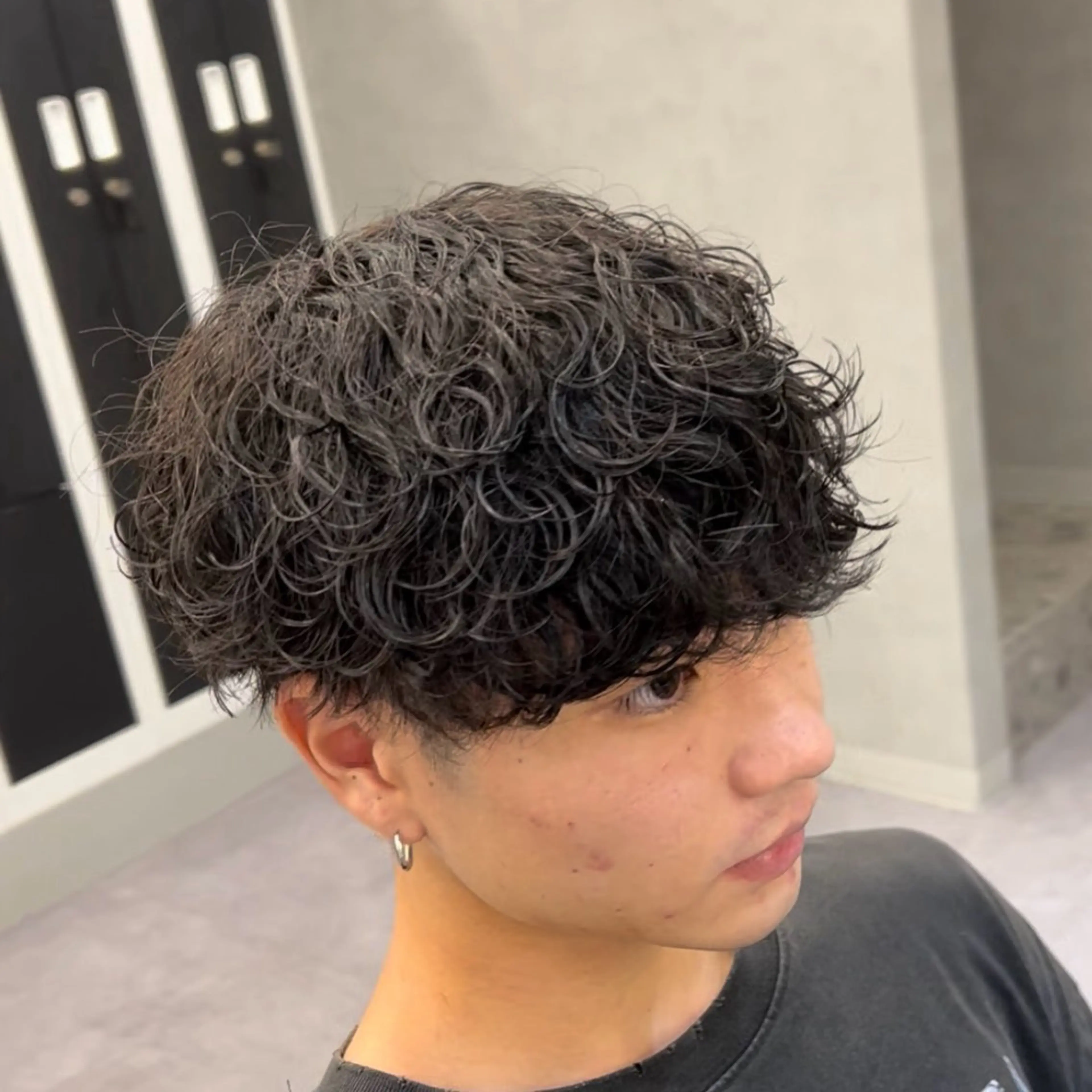 パーマ メンズ メンズパーマ 波巻きパーマ メンズパーマ特化 美容師/ハルキのヘアスタイル