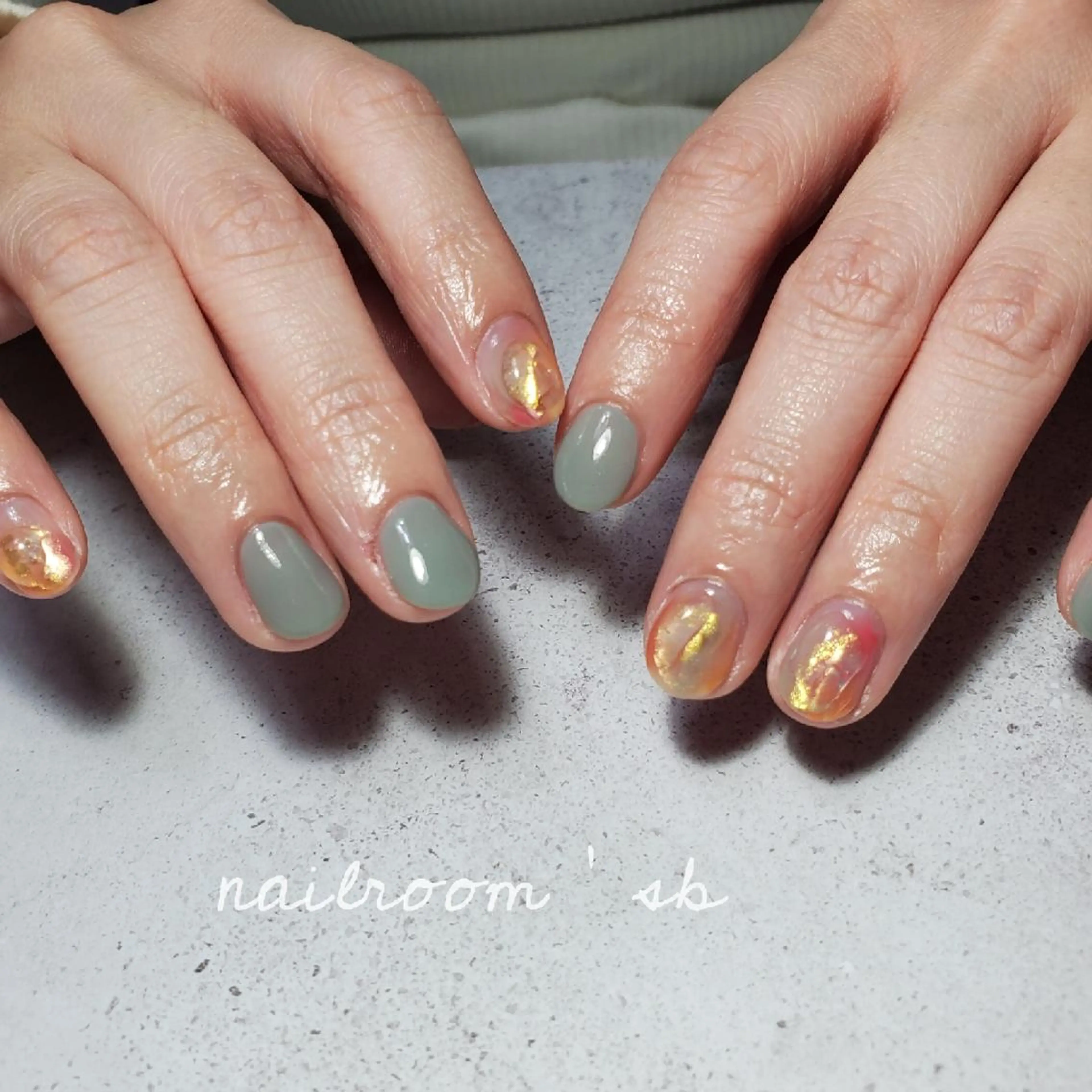 ネイル 持ち込み ハンドネイル nailroom‪ sb‪‪𓈒𓂂𓏸のネイルデザイン
