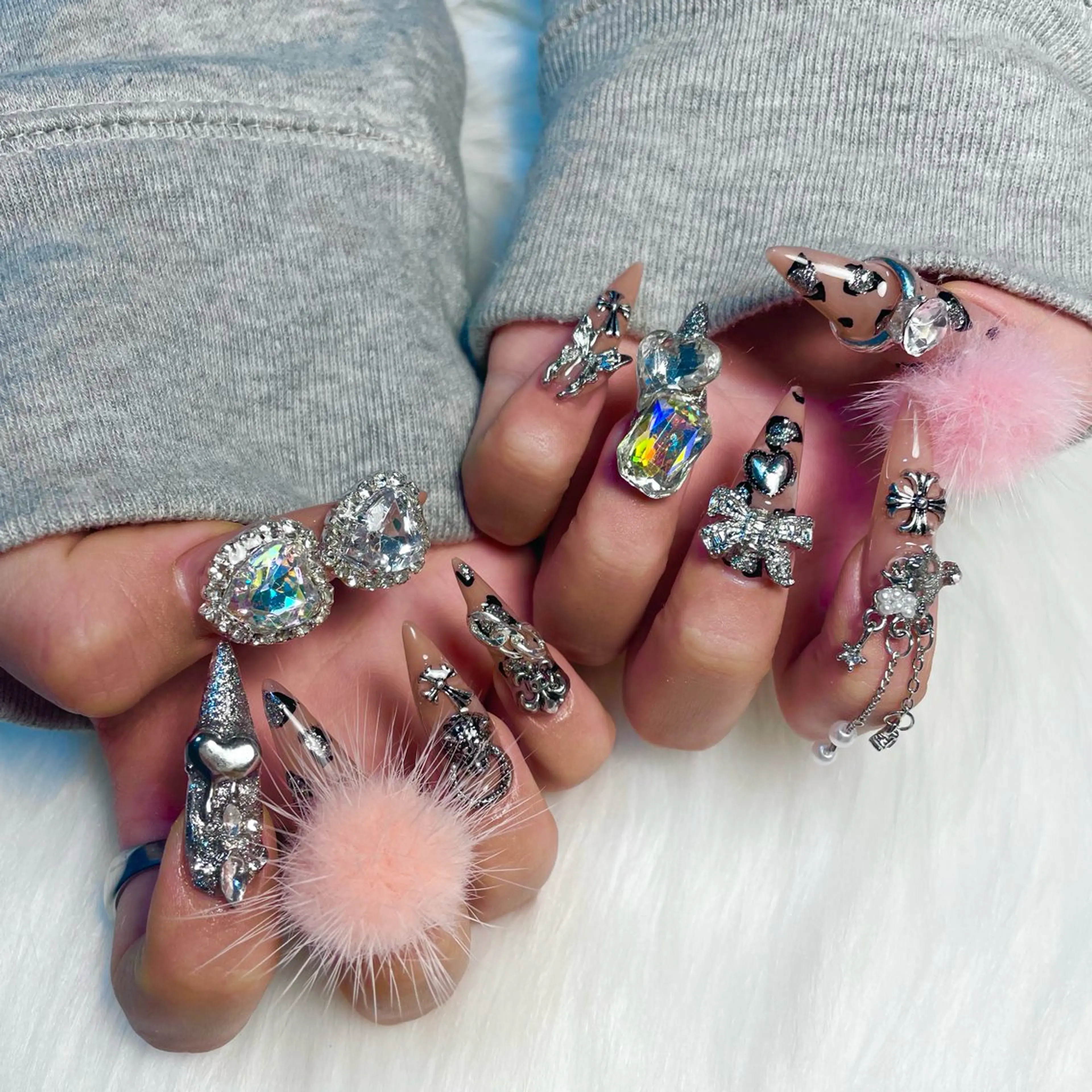 ネイル adorable 〈Kurumi〉のネイルデザイン