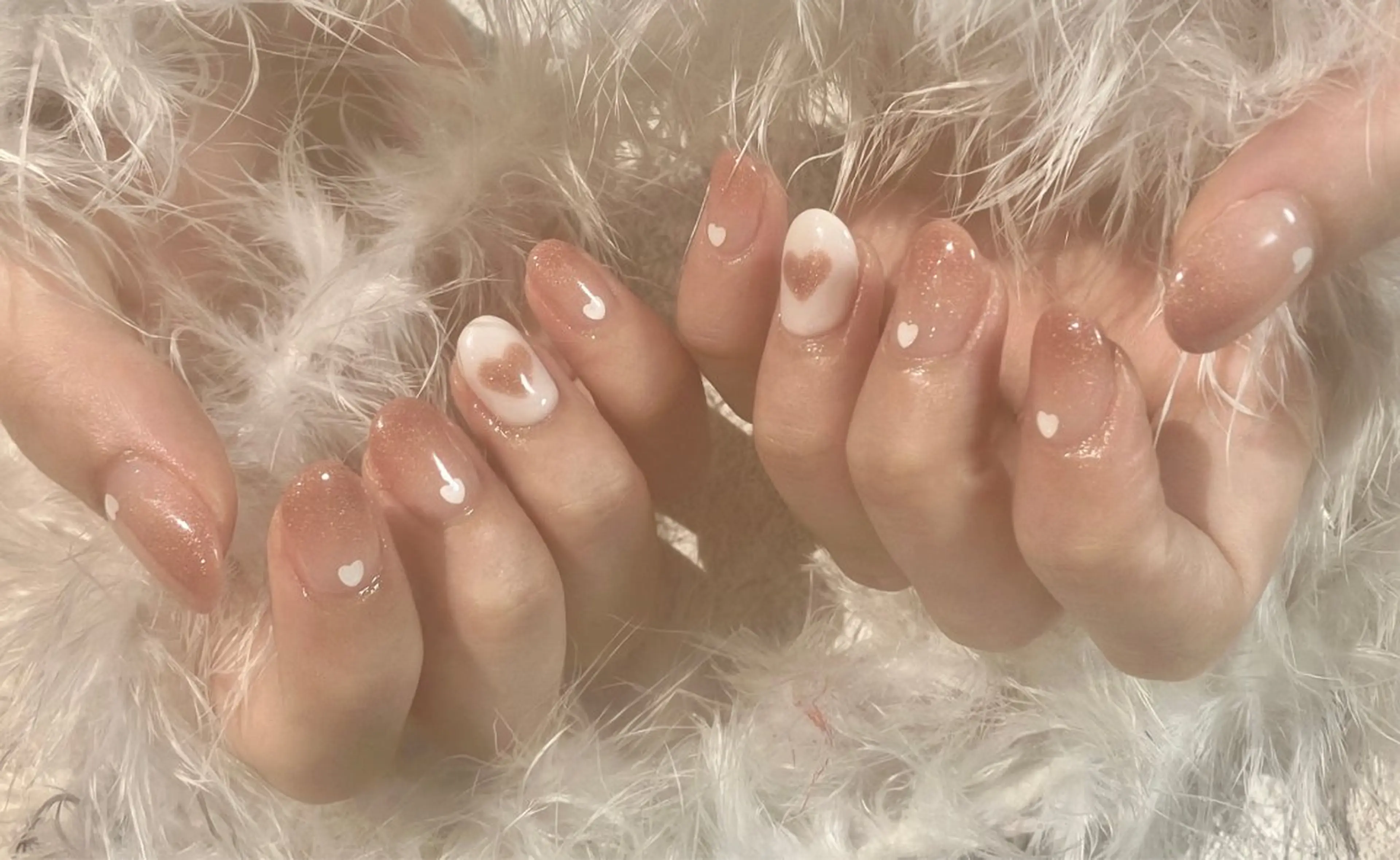 ネイル ジェルネイル グラデーション ハート マグネットネイル パラジェル ハンドネイル たまプラーザ ANZUのネイルデザイン