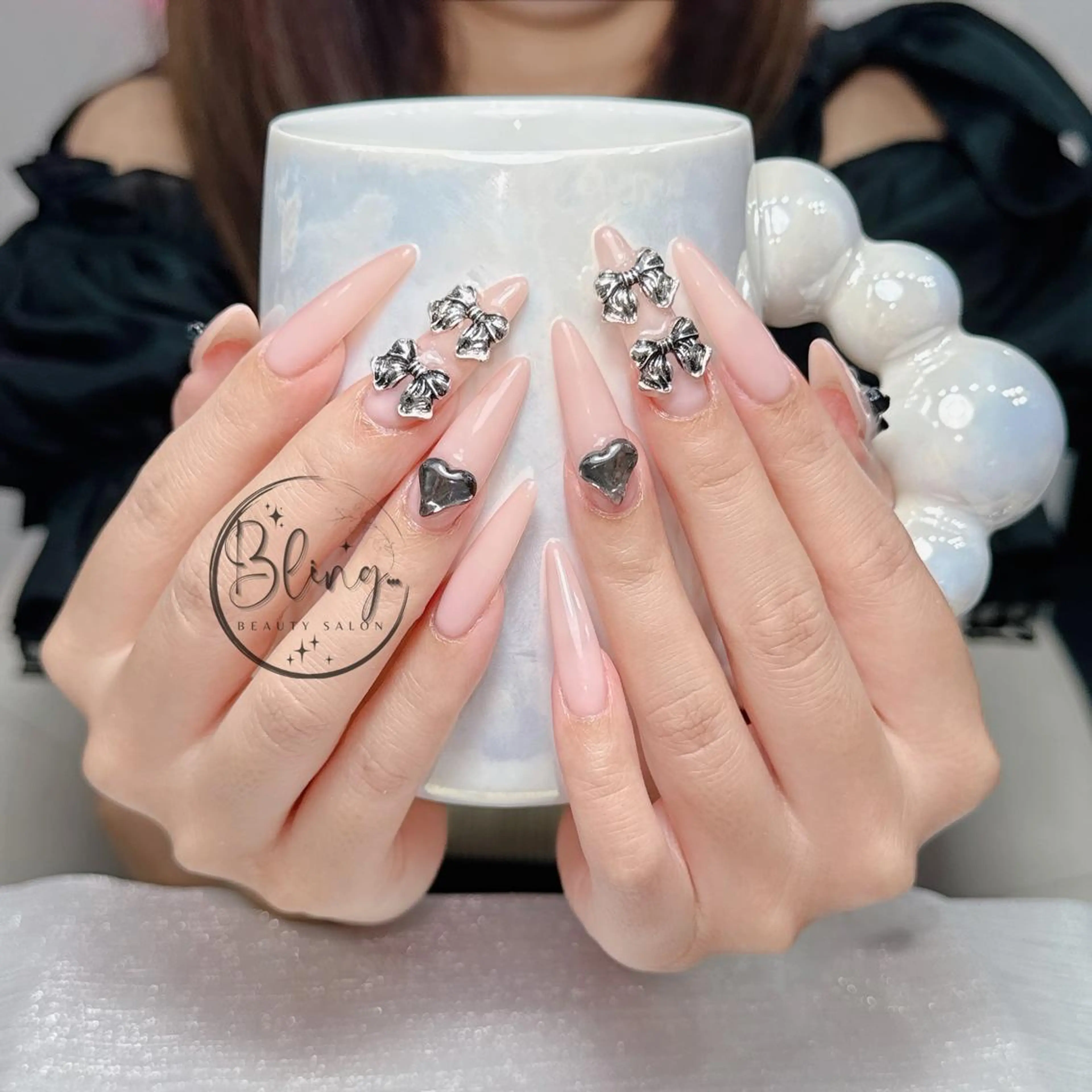 ロング 韓国風ヘア ハンドネイル nami ナミのネイルデザイン