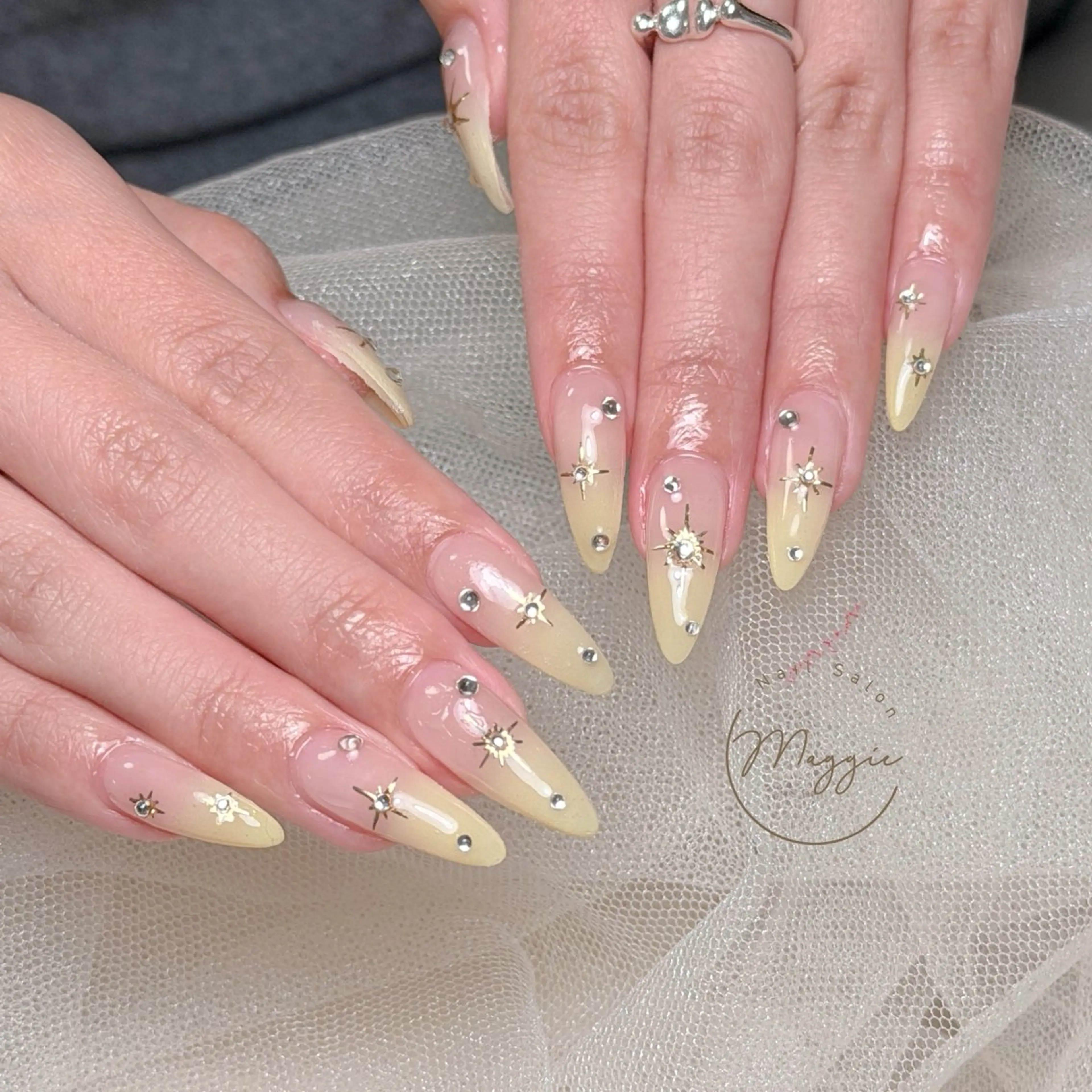 ネイル ハンドネイル Maggie Nail🦩のネイルデザイン