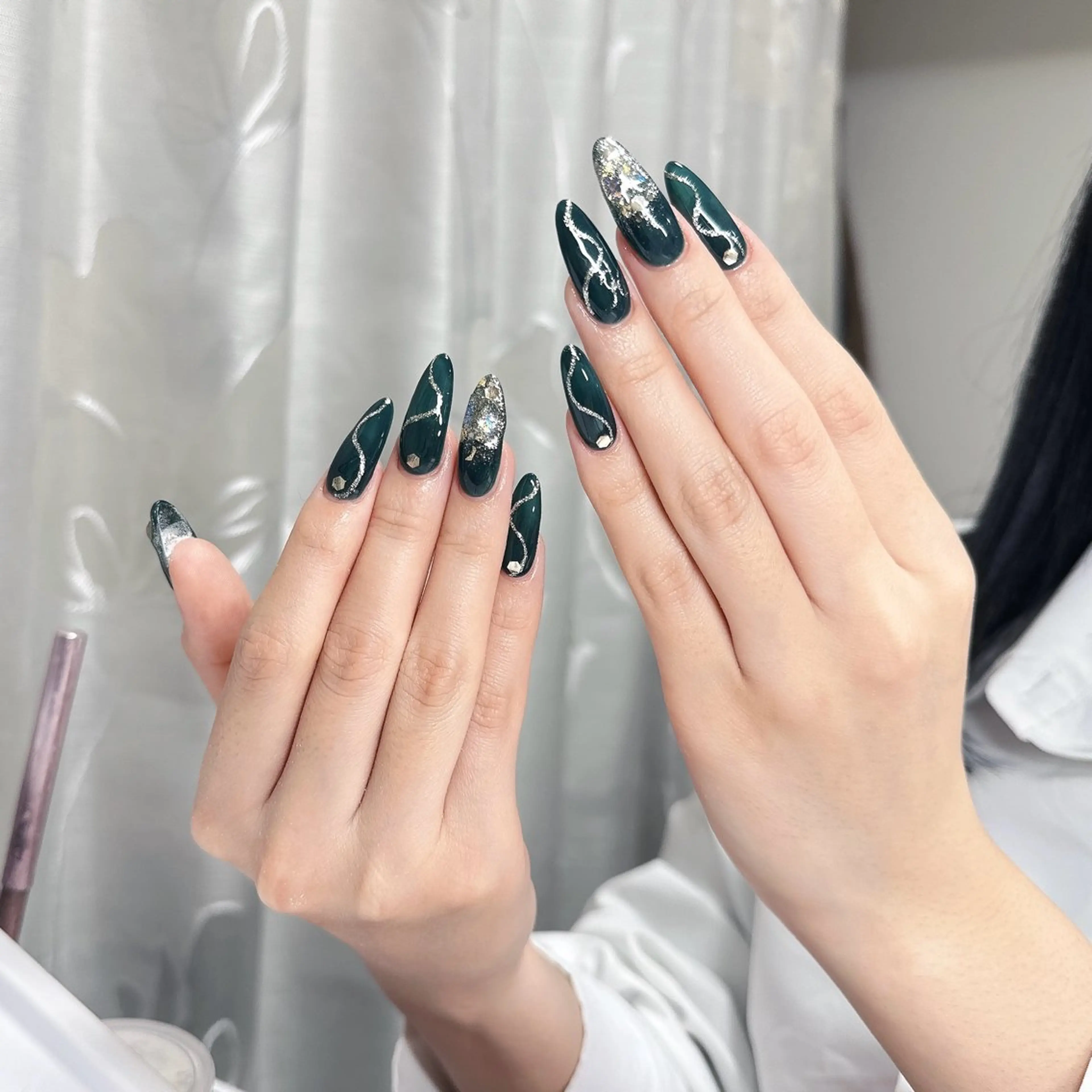 ネイル Hana  NAIL所属・新宿YISInail スカルプ専門店のネイルデザイン