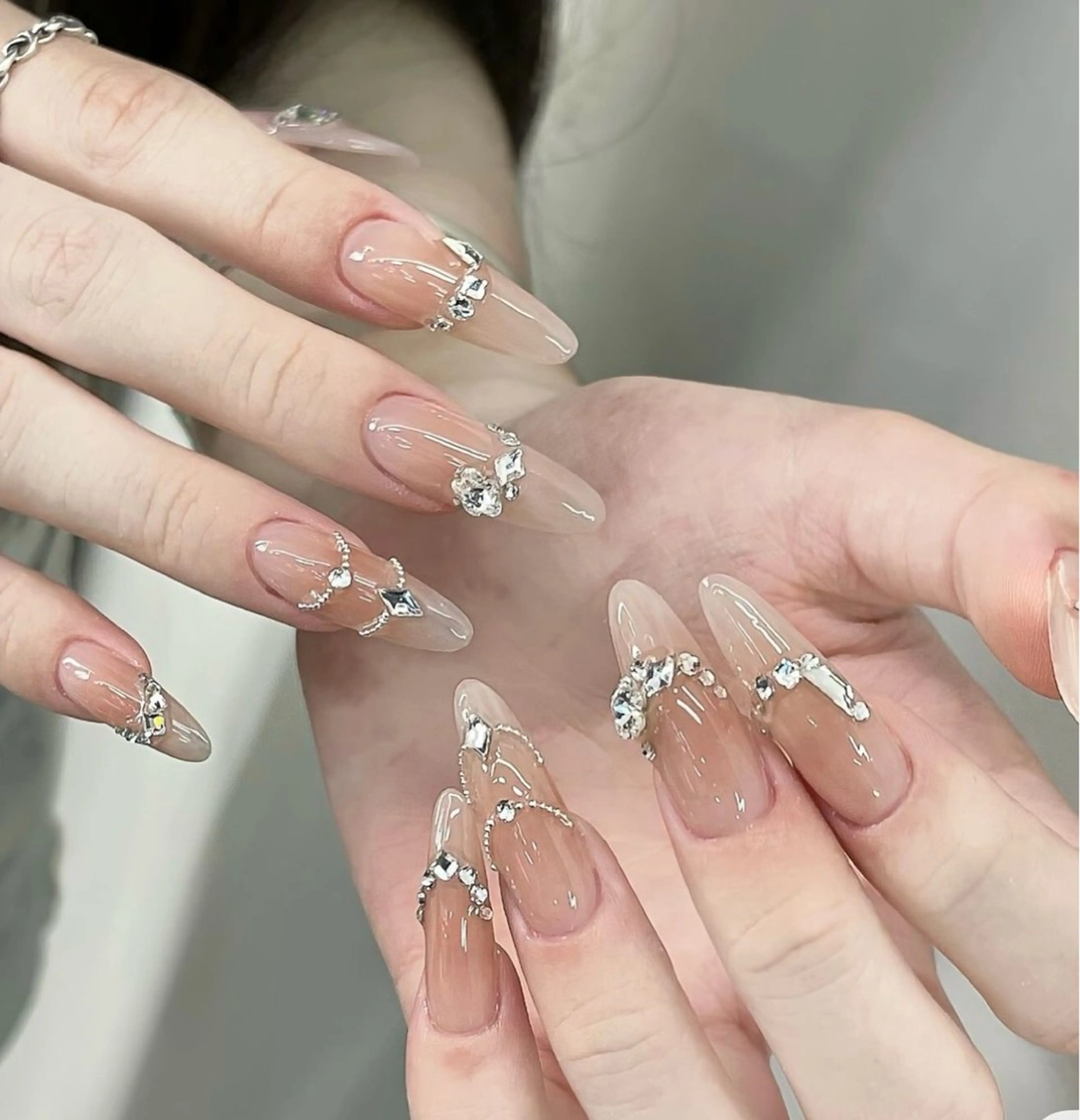 ネイル アートネイル 長さ出し フットネイル フレンチネイル ジェルネイル Kawaii Nail Salon所属・YURI NAIL NARITAのネイルデザイン