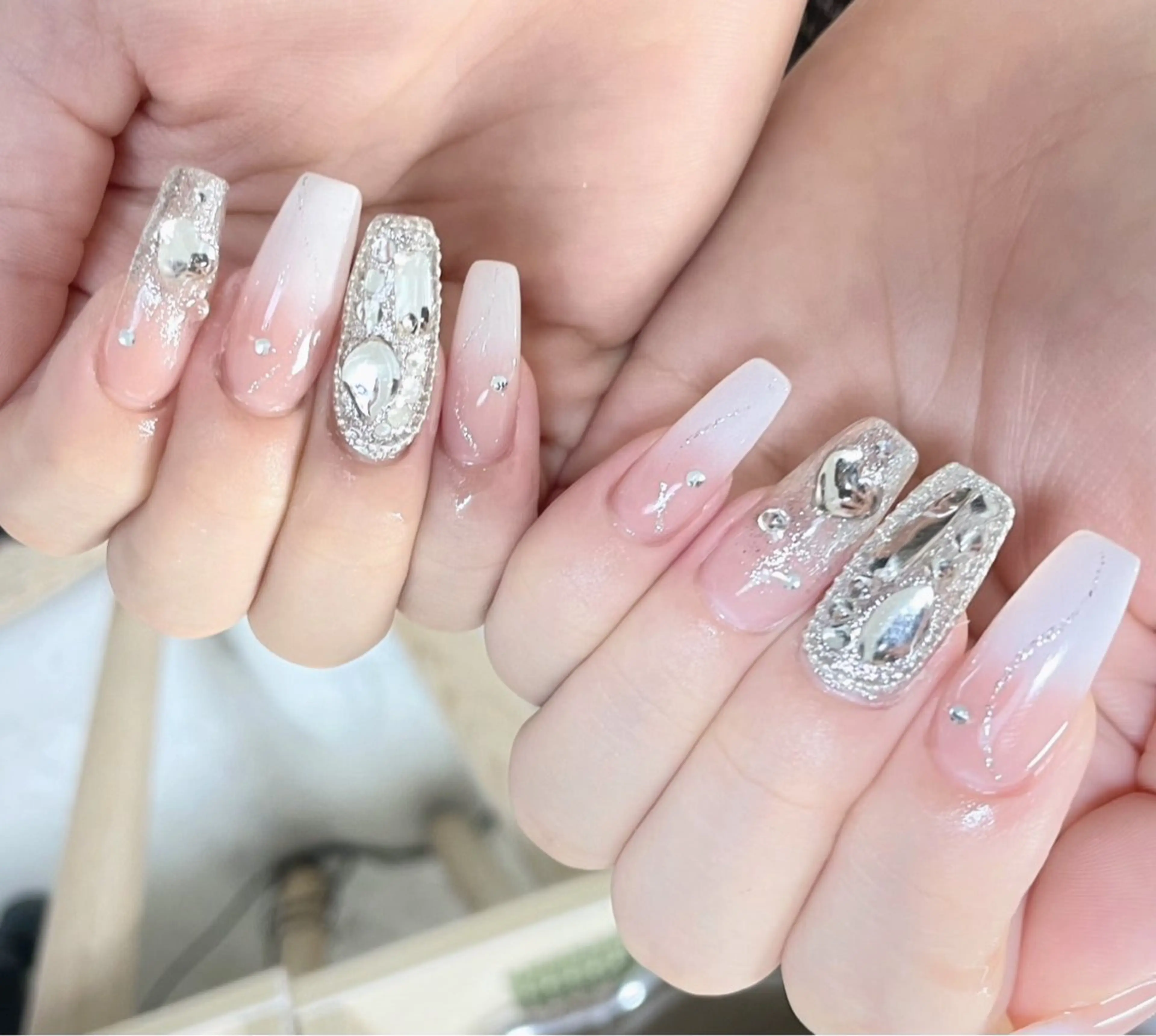 ネイル ラメ(グリッター) ハンドネイル Lucky nail salonのネイルデザイン