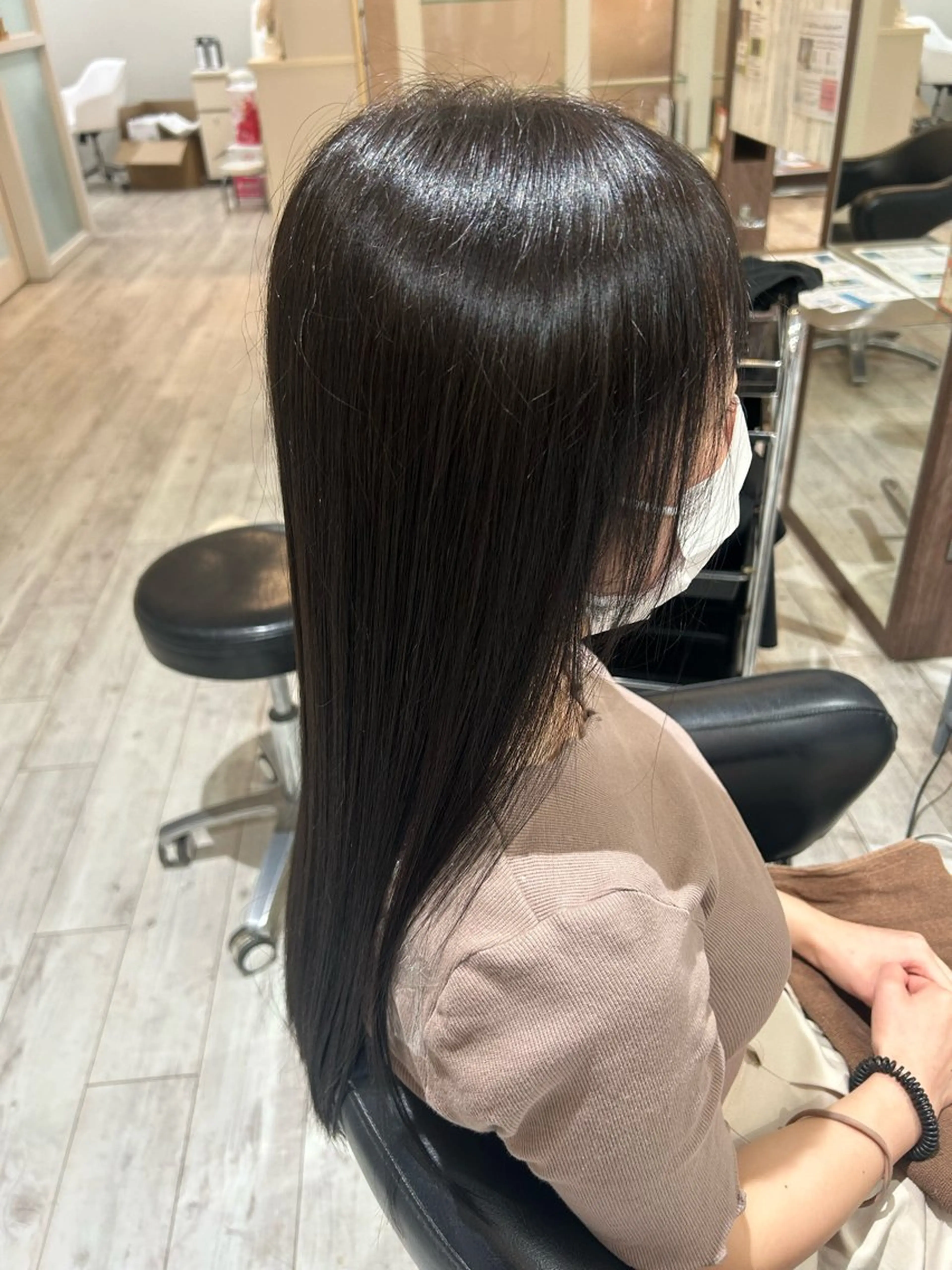 カラー 田野 竣太のヘアスタイル